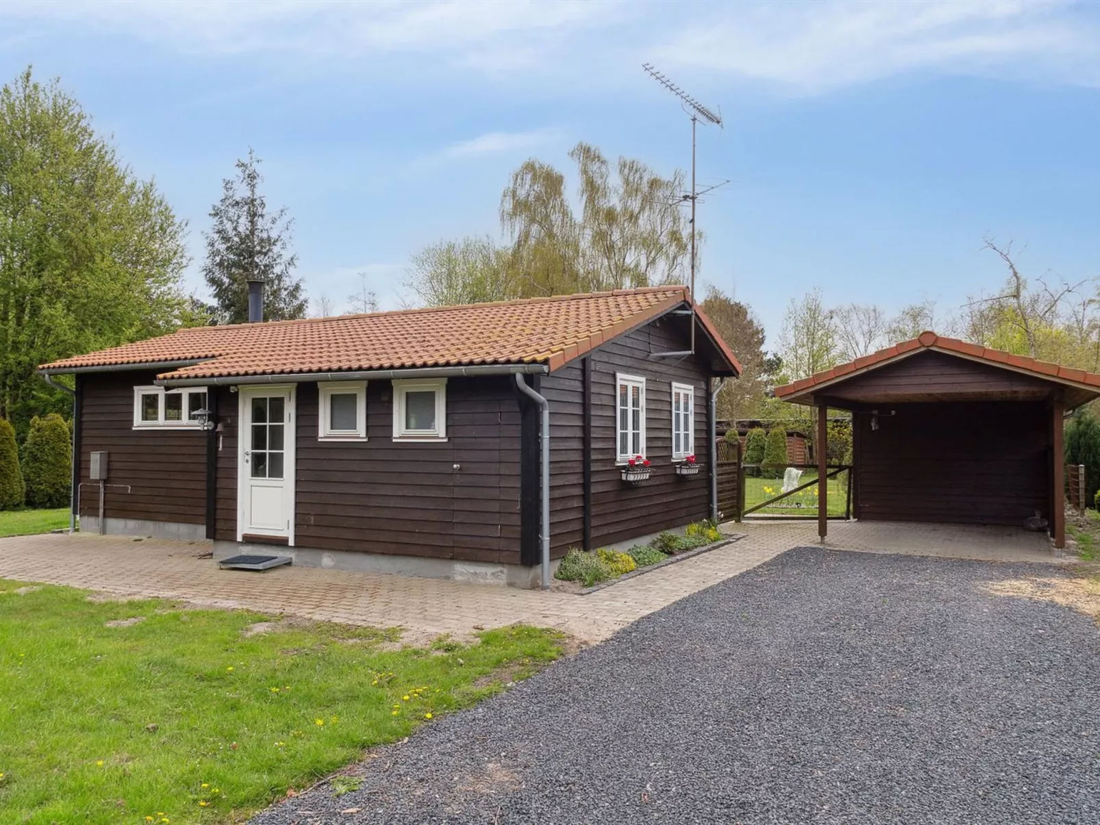 "Undis" - 660m from the sea-Buiten