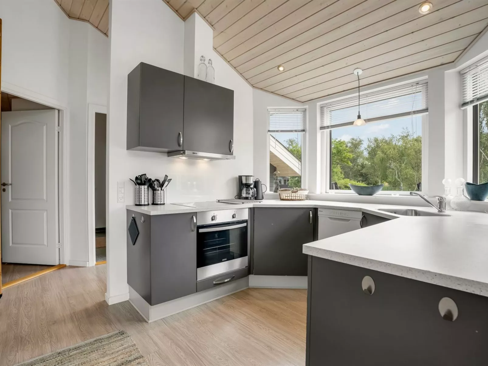 "Luukas" - 150m from the sea-Binnen