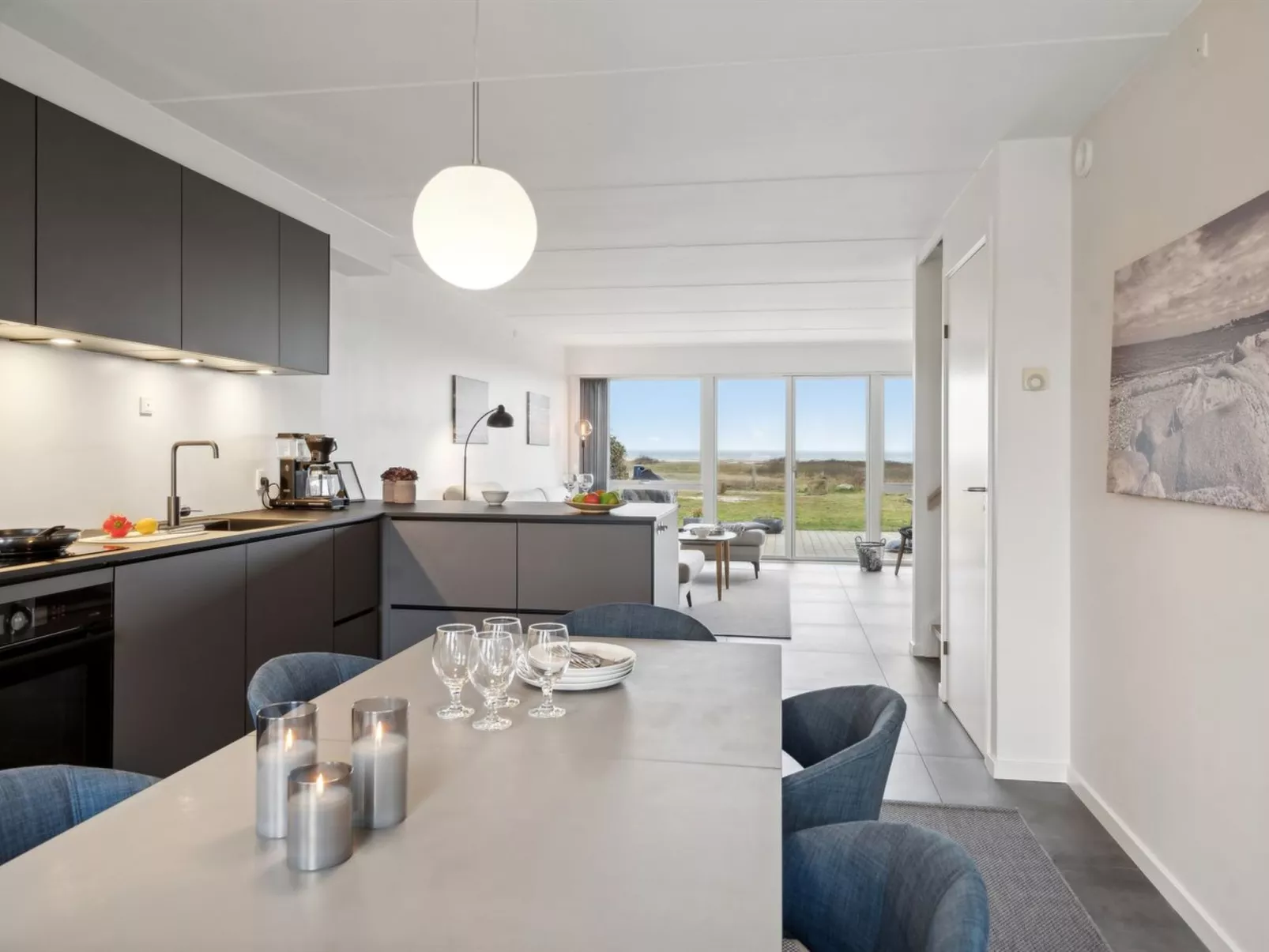 "Lucjan" - 50m from the sea-Binnen