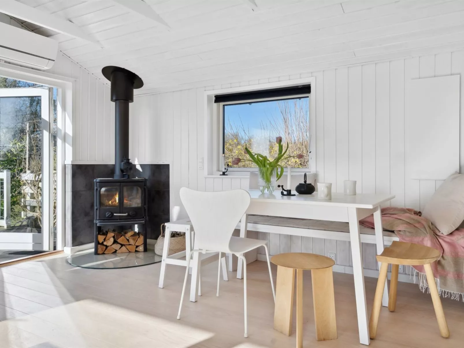 "Lelle" - 350m from the sea-Binnen