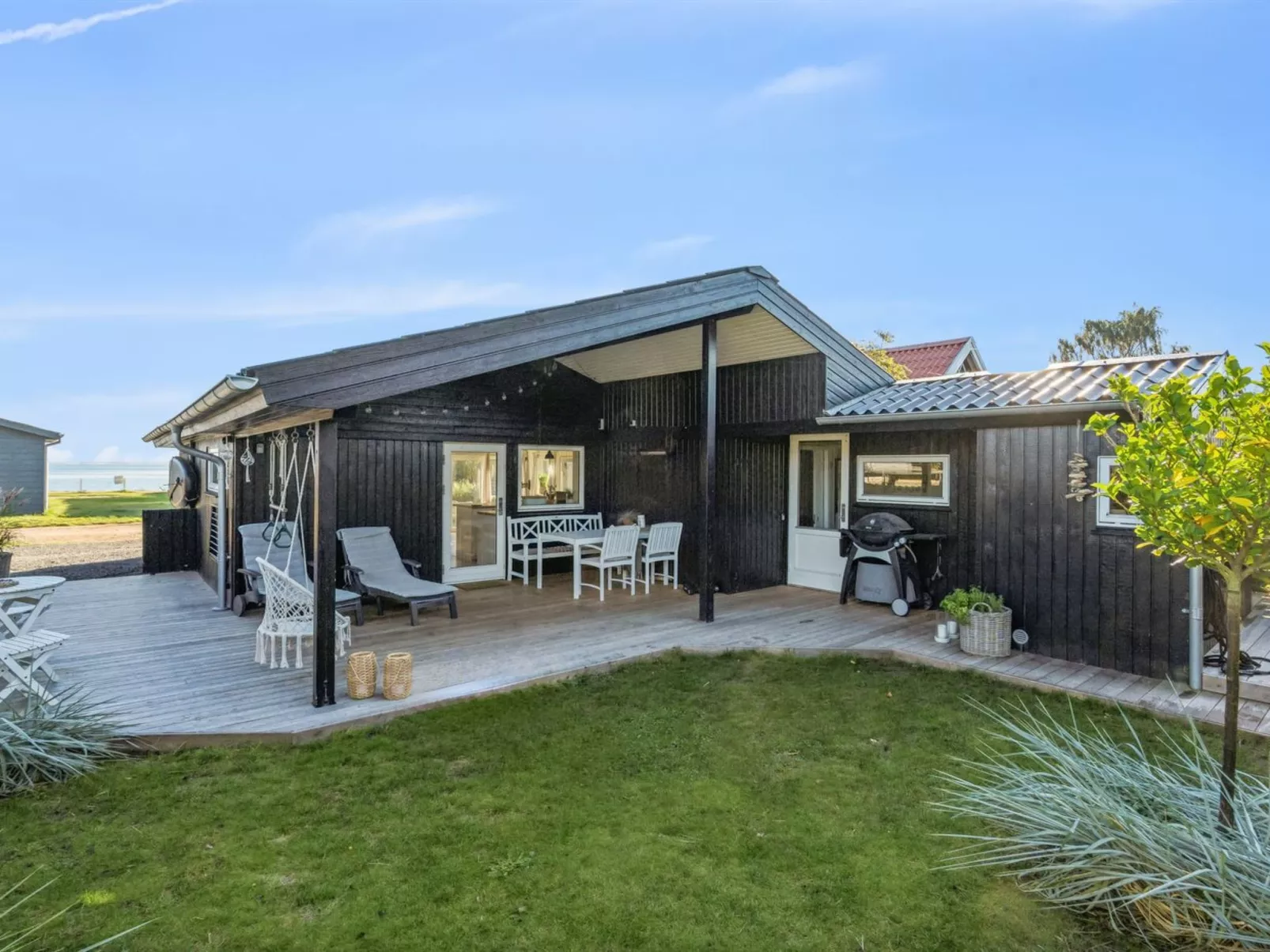 "Pedersen" - 50m from the sea-Buiten