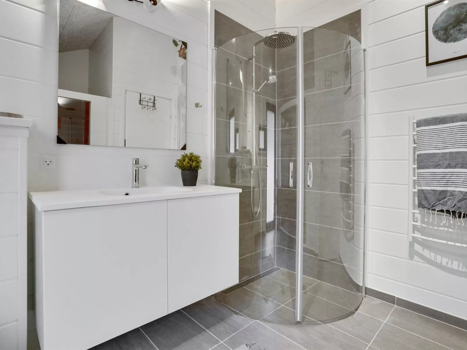 "Gunborg" - 400m from the sea-Binnen