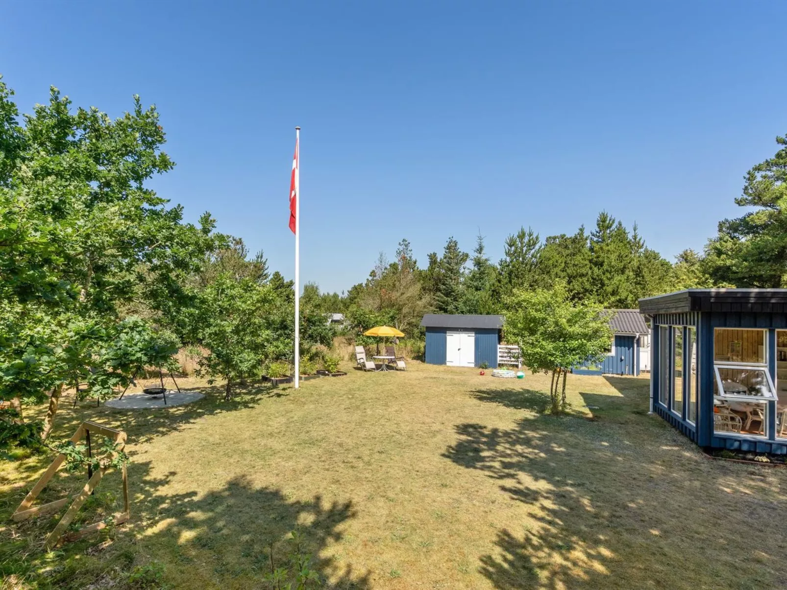 "Sebastian" - 100m to the fjord-Buiten