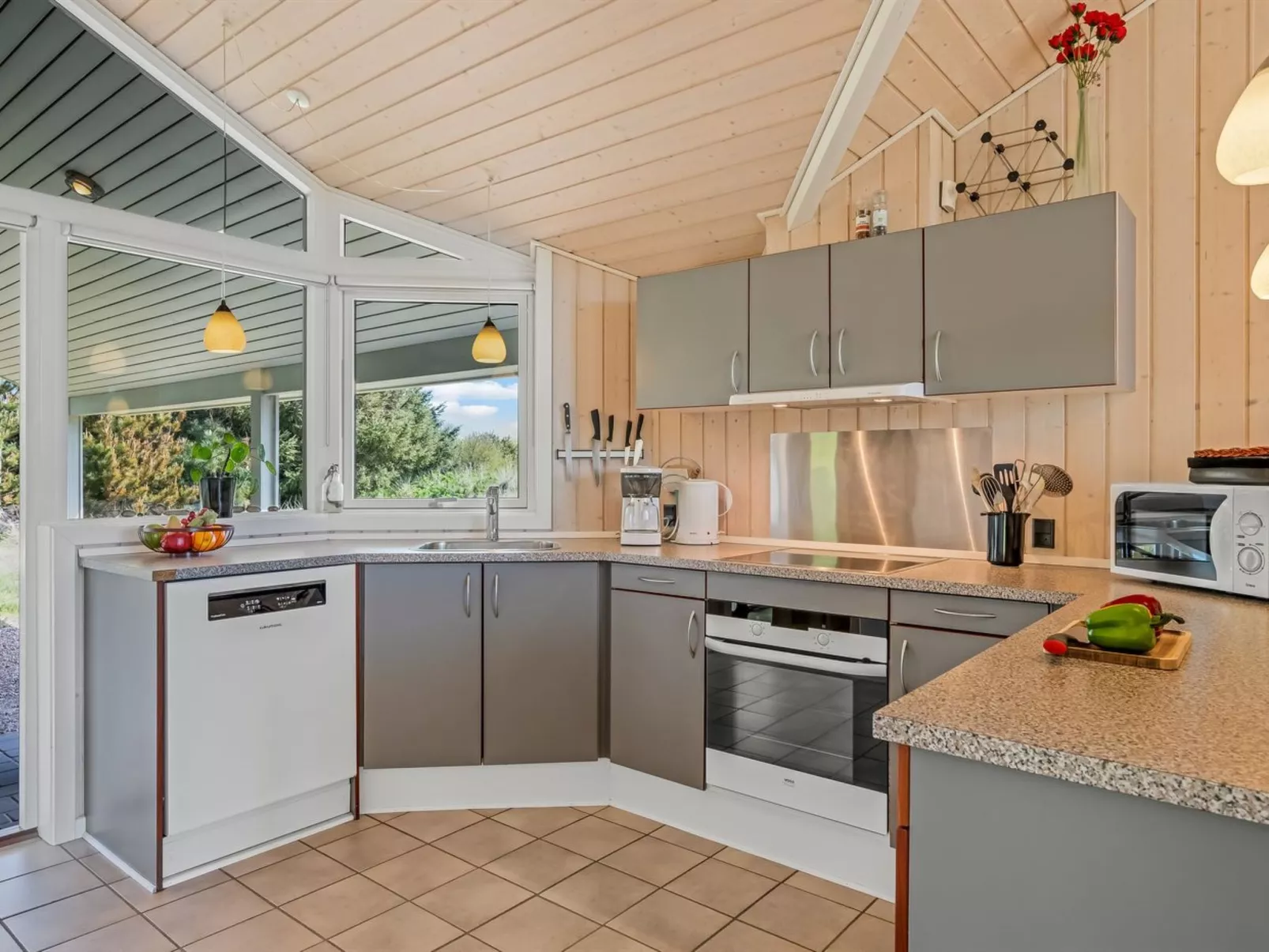 "Dagny" - 300m from the sea-Binnen