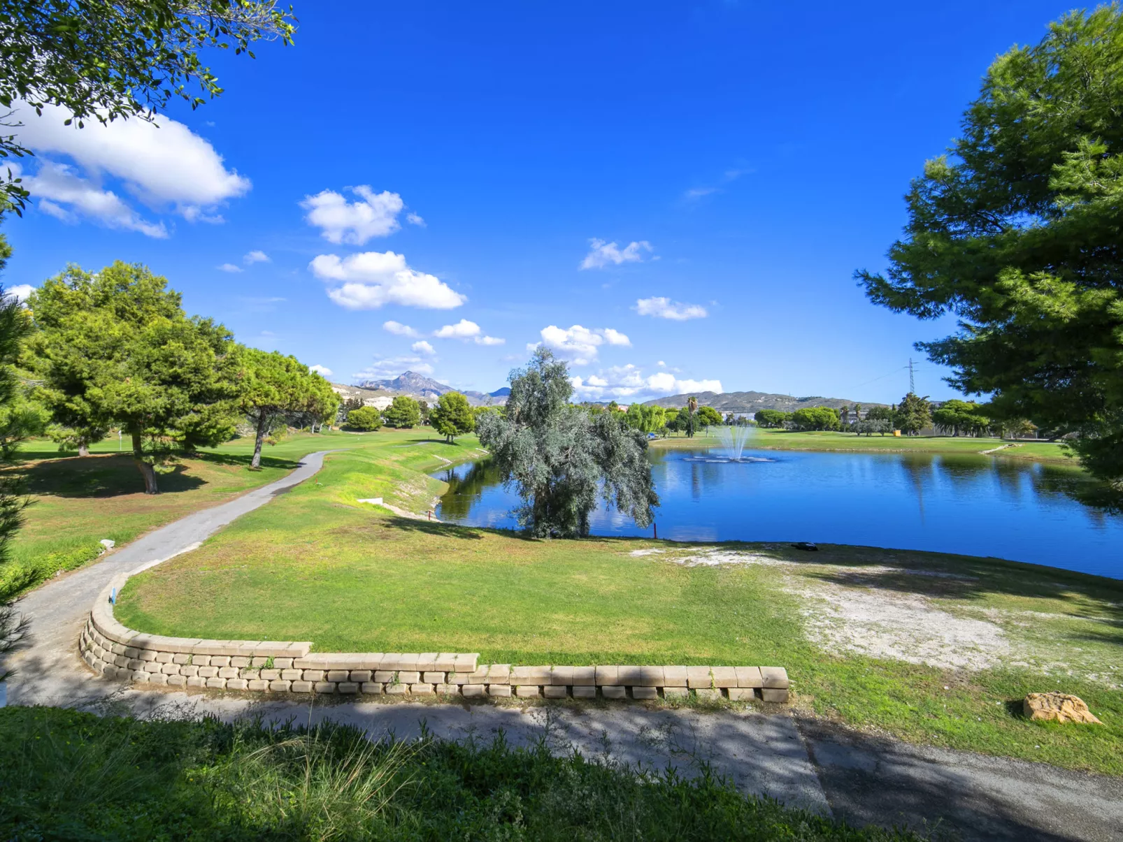 Bonalba Golf, Urb. Los Naranjos-Buiten
