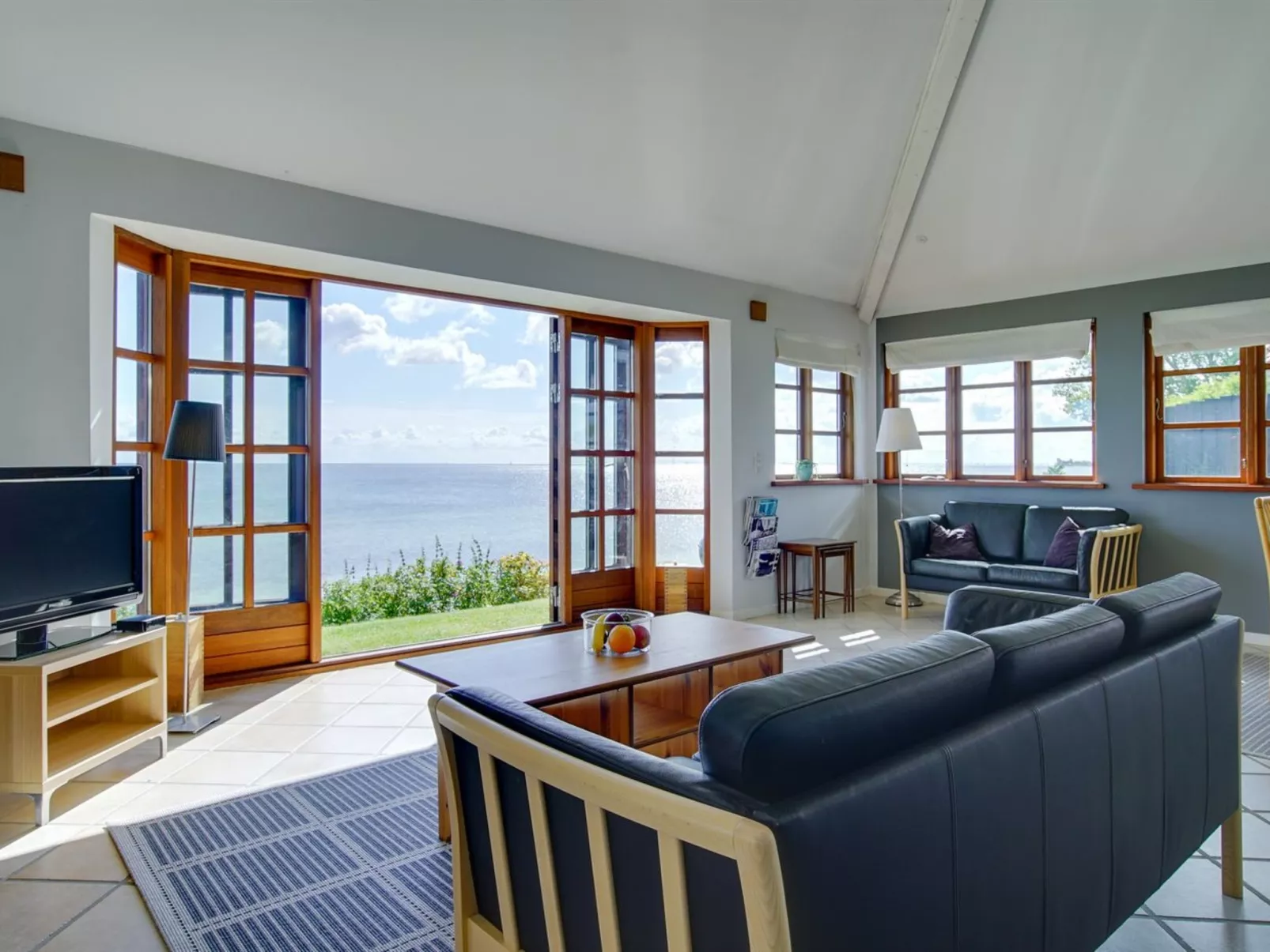 "Botmar" - 10m from the sea-Binnen