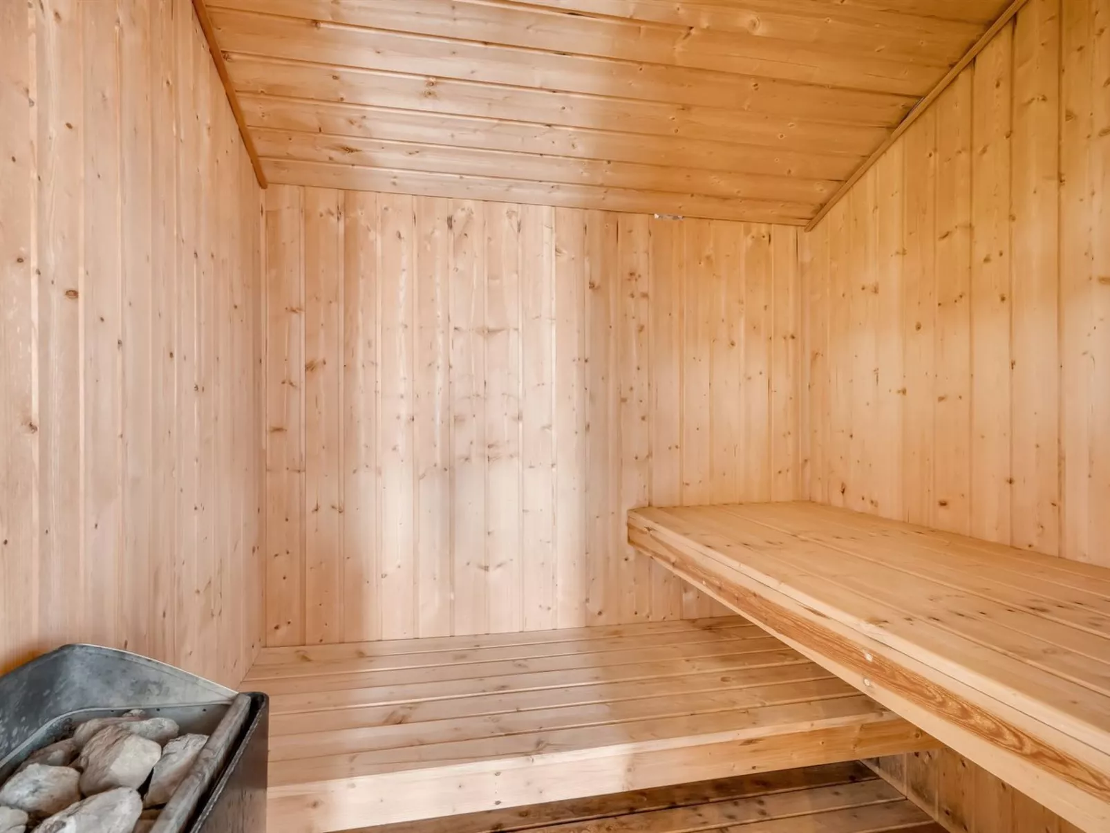 "Sulevi" - 200m to the fjord-Binnen