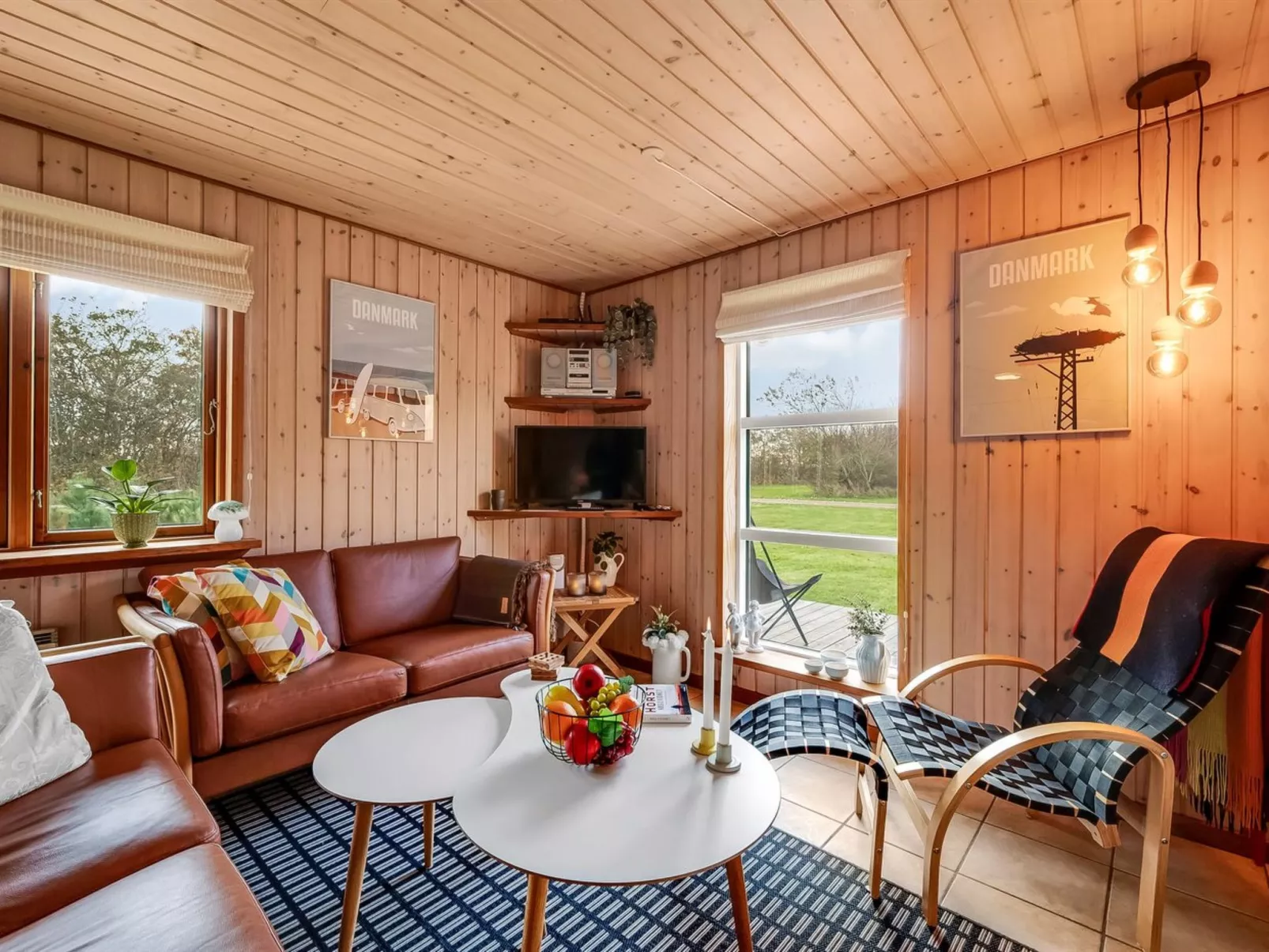 "Engeline" - 300m to the fjord-Binnen