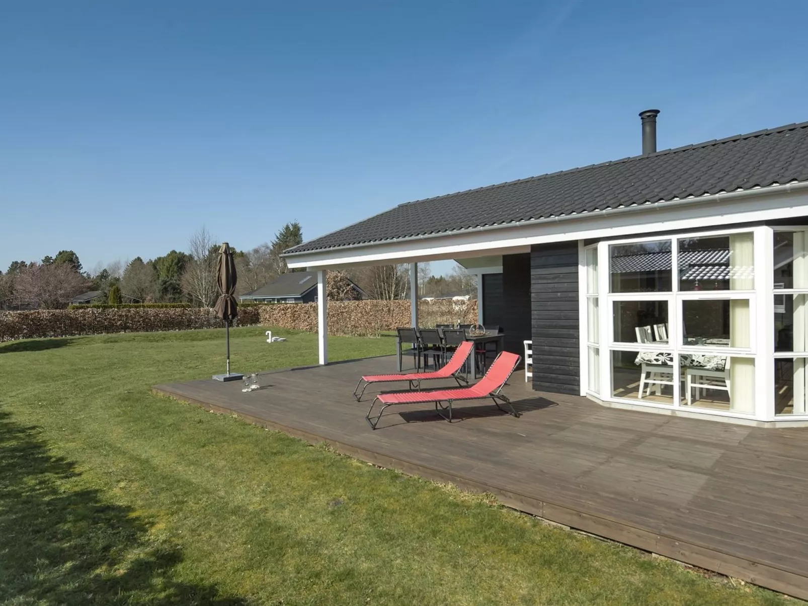 "Ayen" - 1.5km from the sea-Buiten