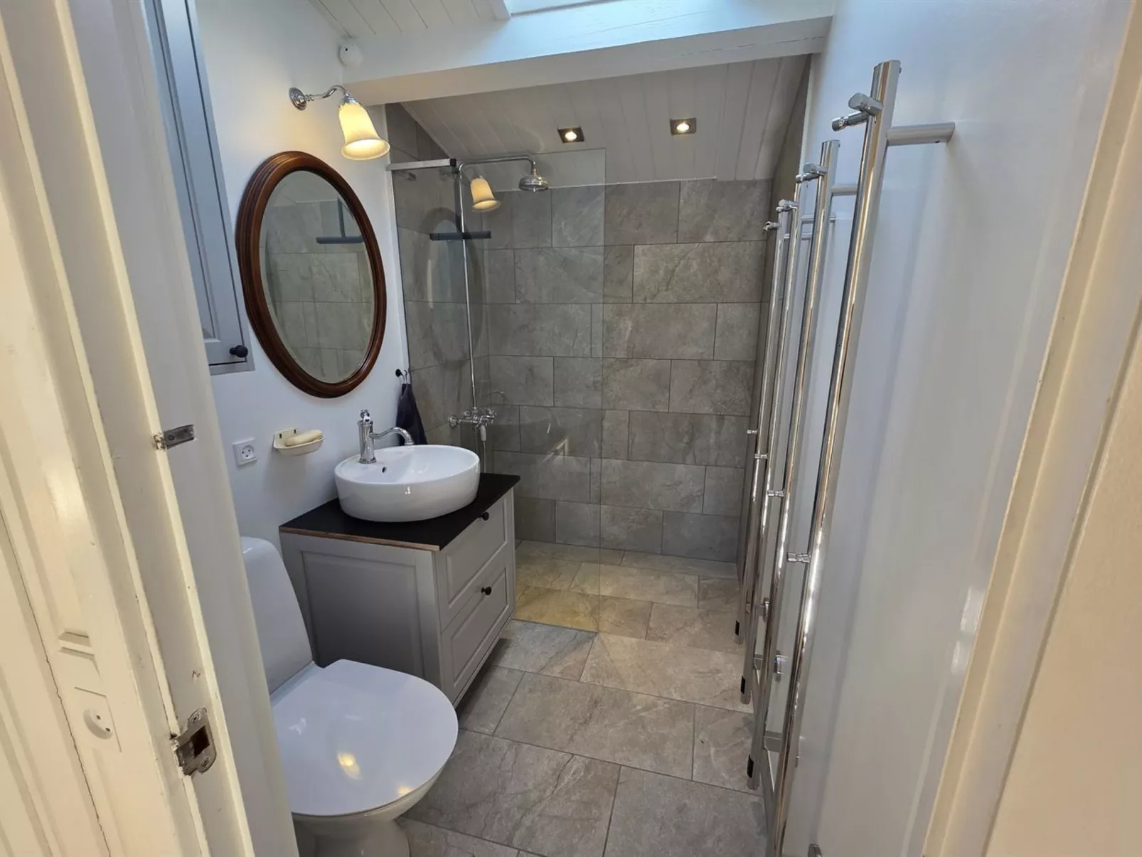 "Fjola" - 200m from the sea-Binnen