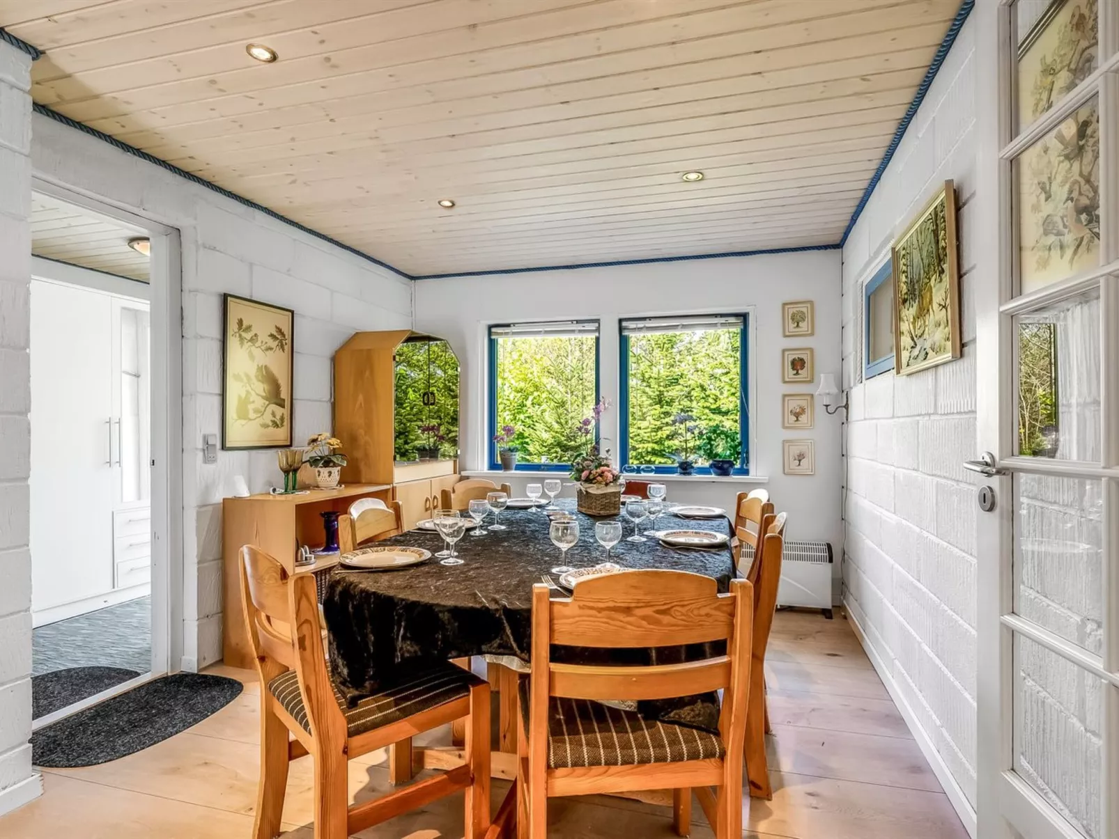 "Marillia" - 2km from the sea-Binnen