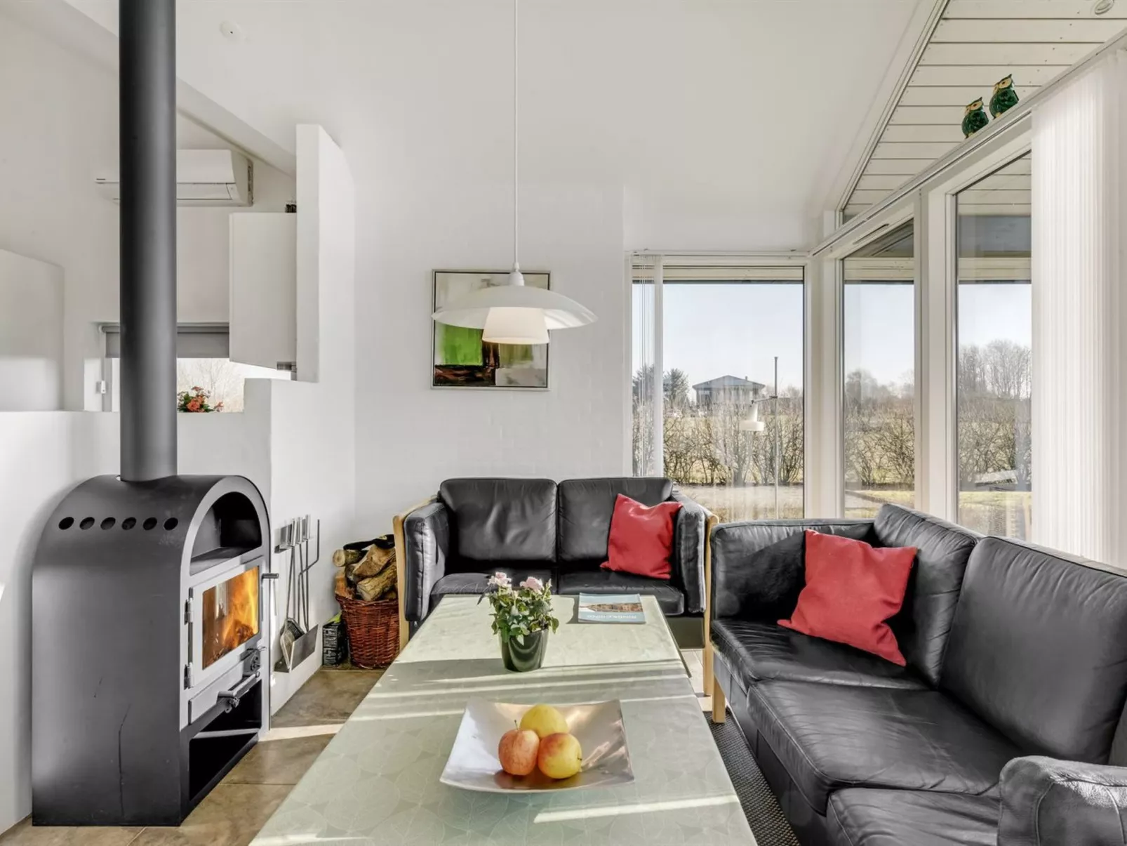 "Donka" - 300m to the fjord-Binnen