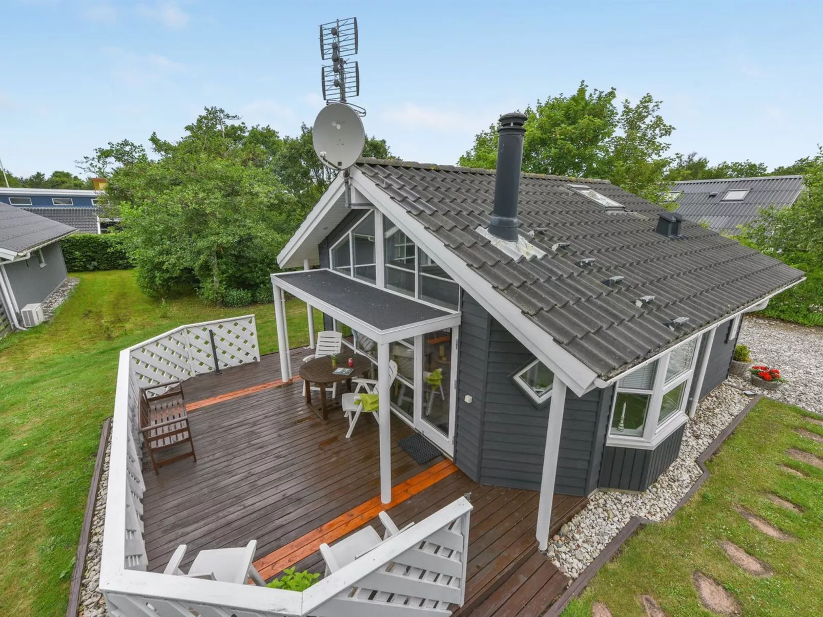 "Yara" - 1km to the fjord-Buiten