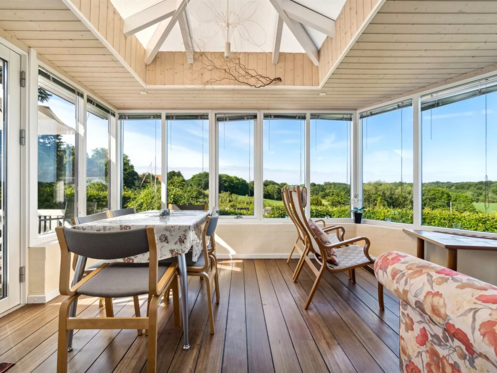 "Eleana" - 300m to the fjord-Binnen