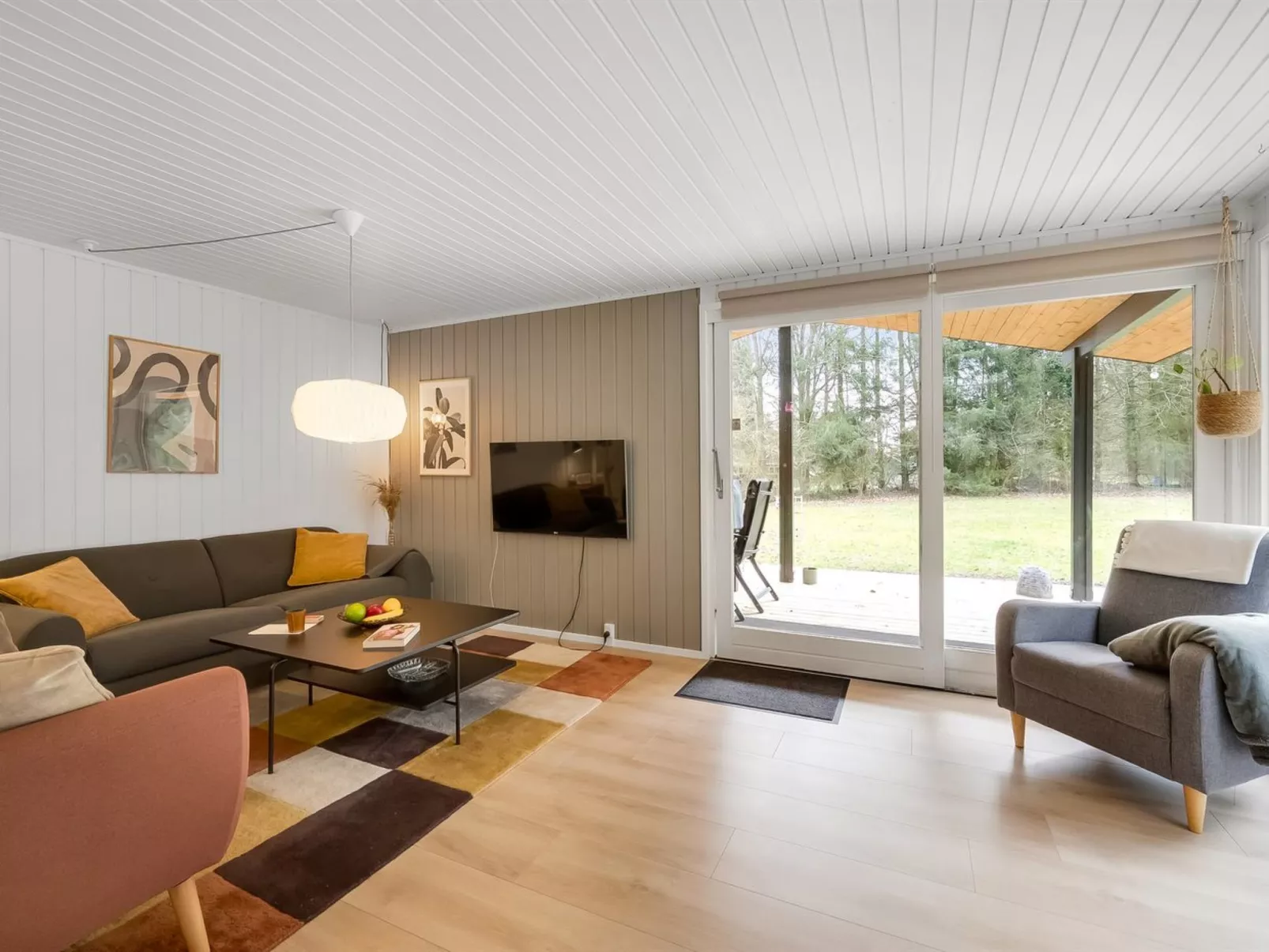 "Gudrid" - 250m to the fjord-Binnen