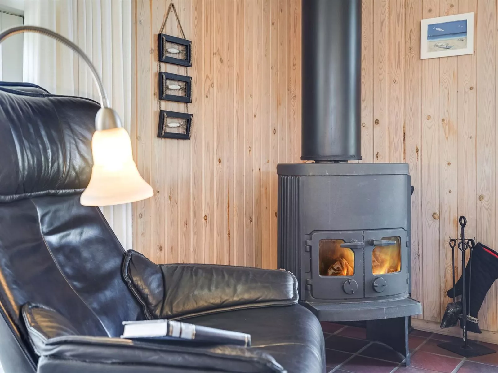 "Kirsten" - 800m from the sea-Binnen