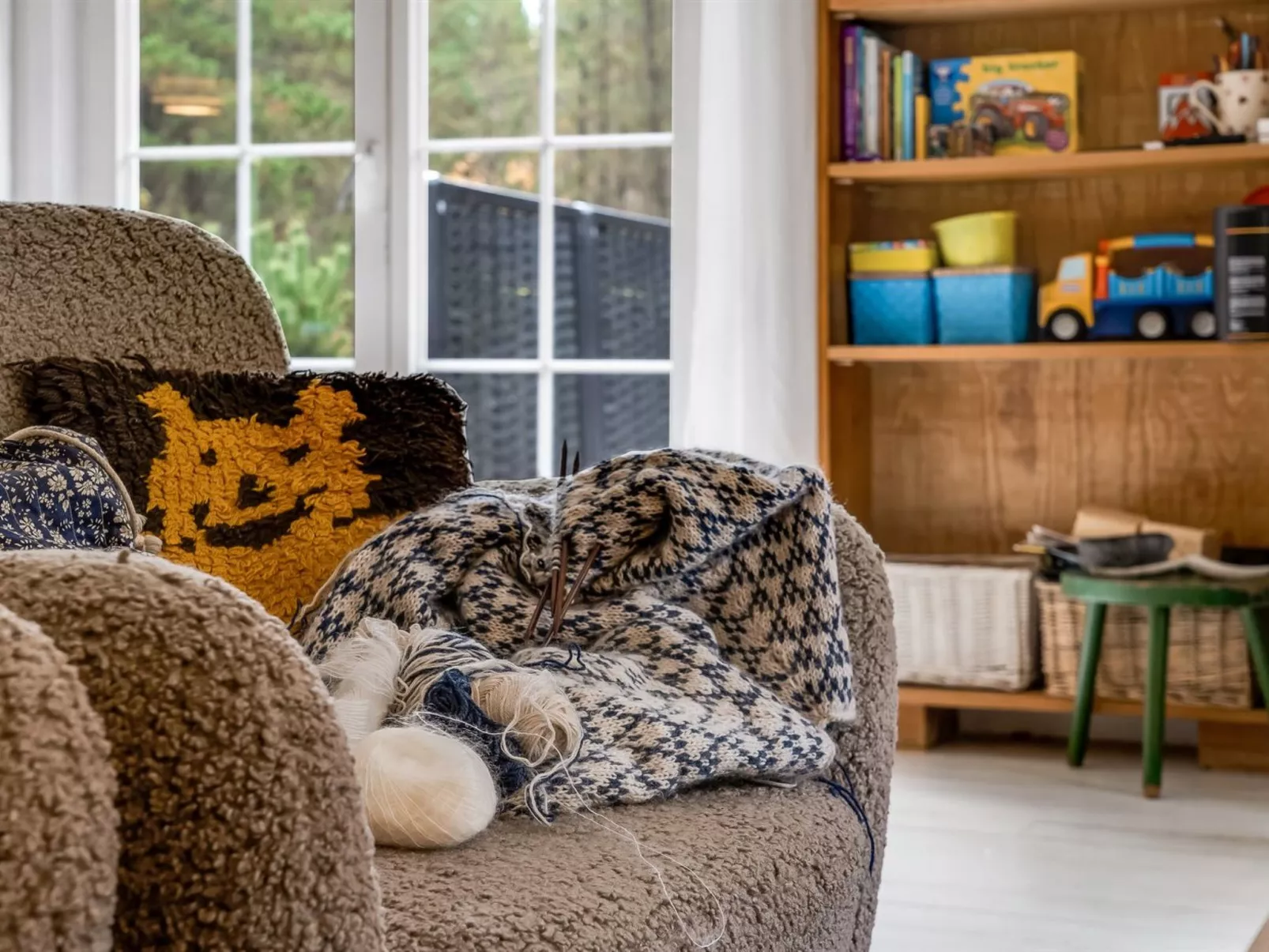 "Eimi" - 1.5km from the sea-Binnen