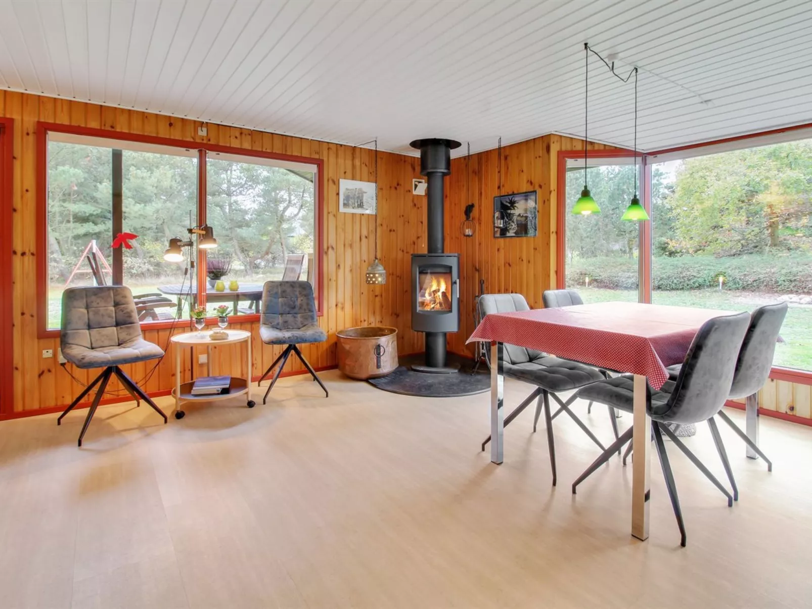 "Gunsten" - 2.3km from the sea-Binnen