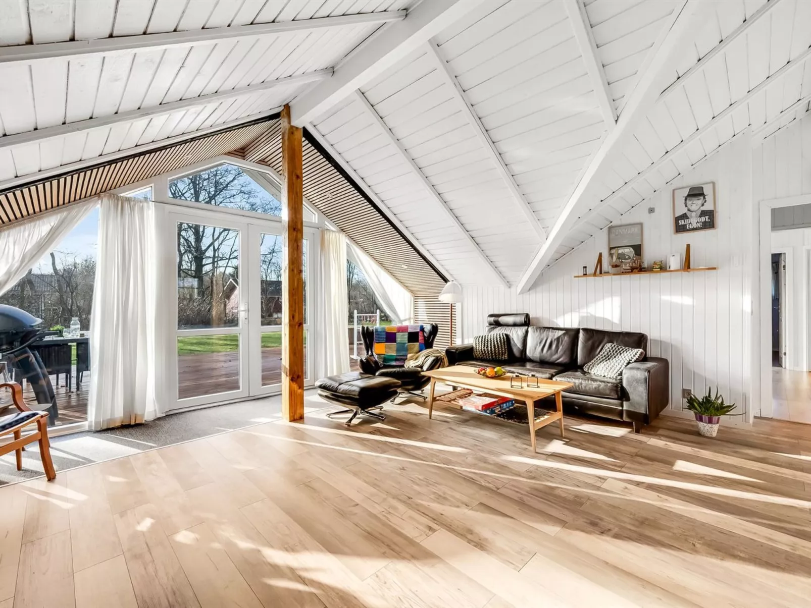 "Anu" - 300m to the fjord-Binnen