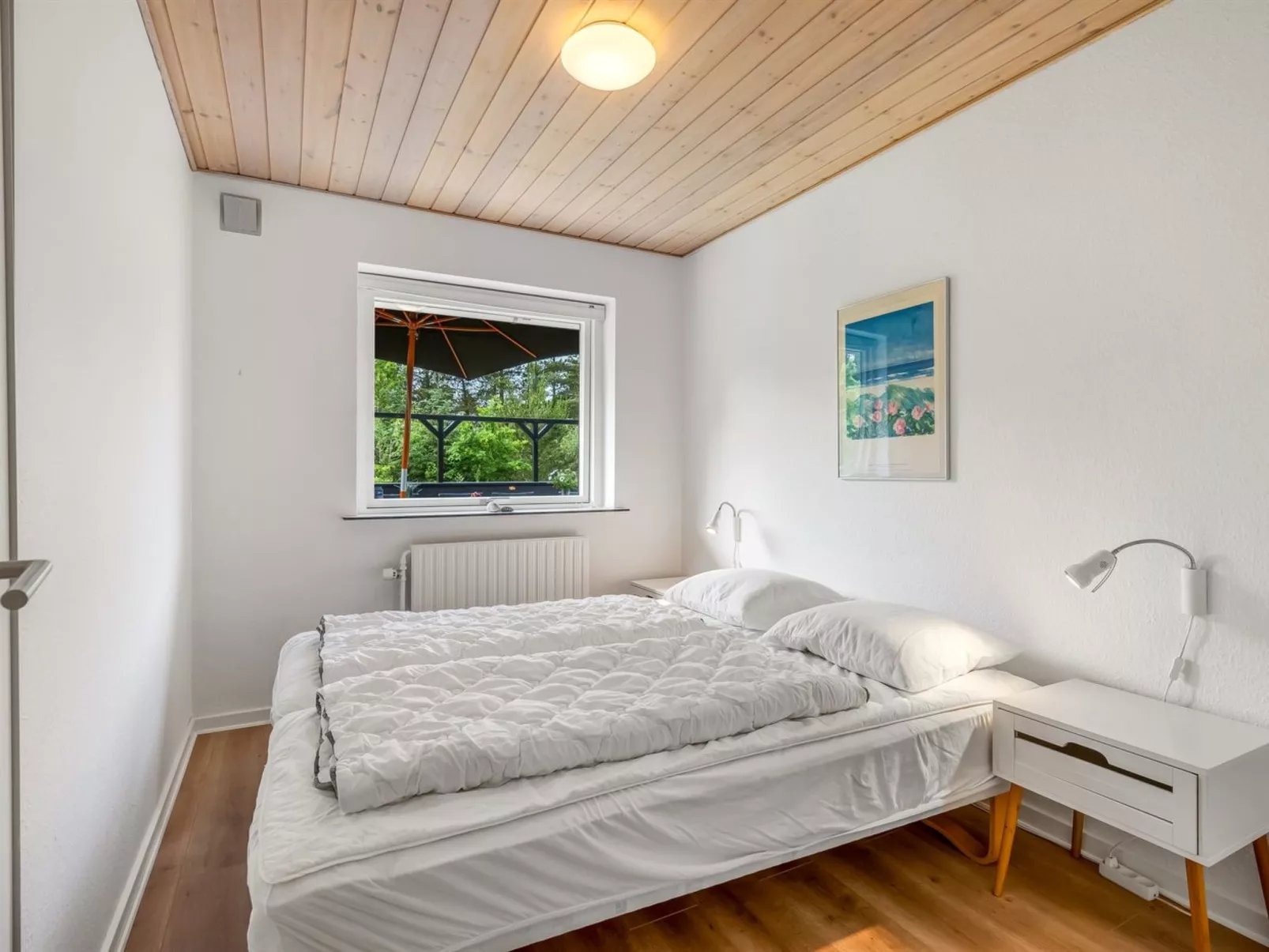 "Lavrans" - 2.5km from the sea-Binnen