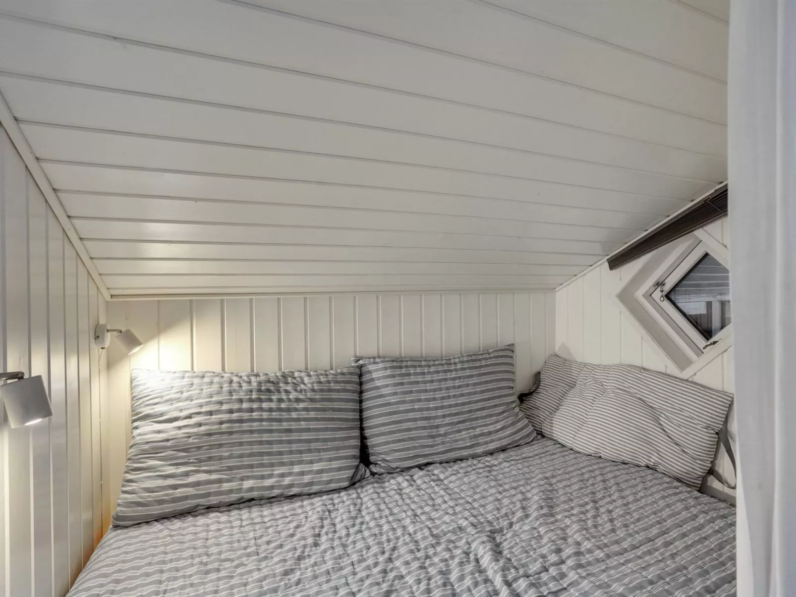 "Selima" - 300m from the sea-Binnen