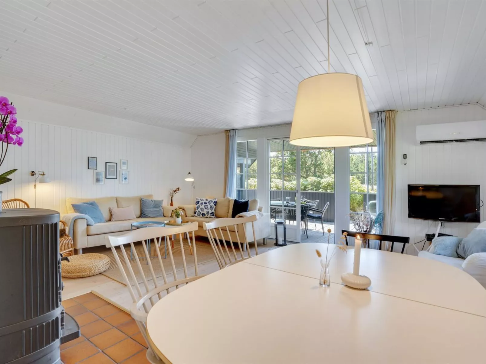 "Sine" - 500m from the sea-Binnen