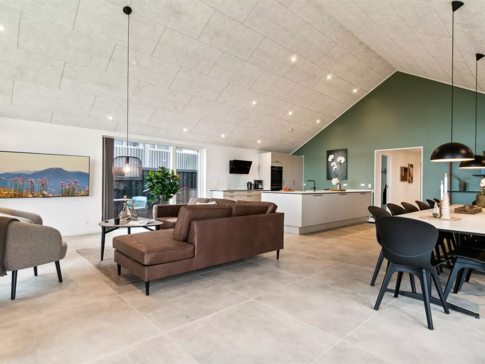 "Straale" - 50m from the sea-Binnen