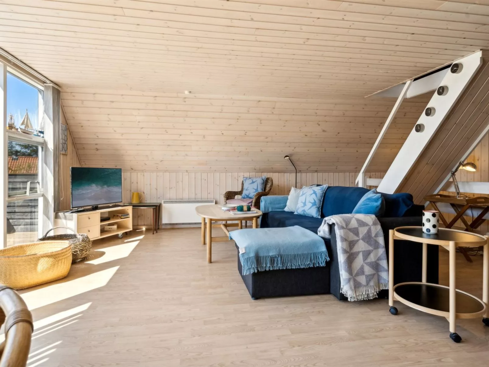 "Eikka" - 100m from the sea-Binnen