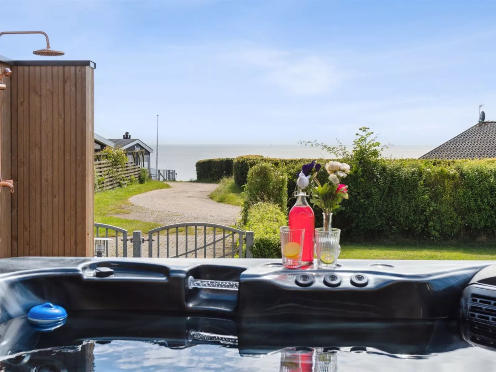 "Nahele" - 150m from the sea-Binnen