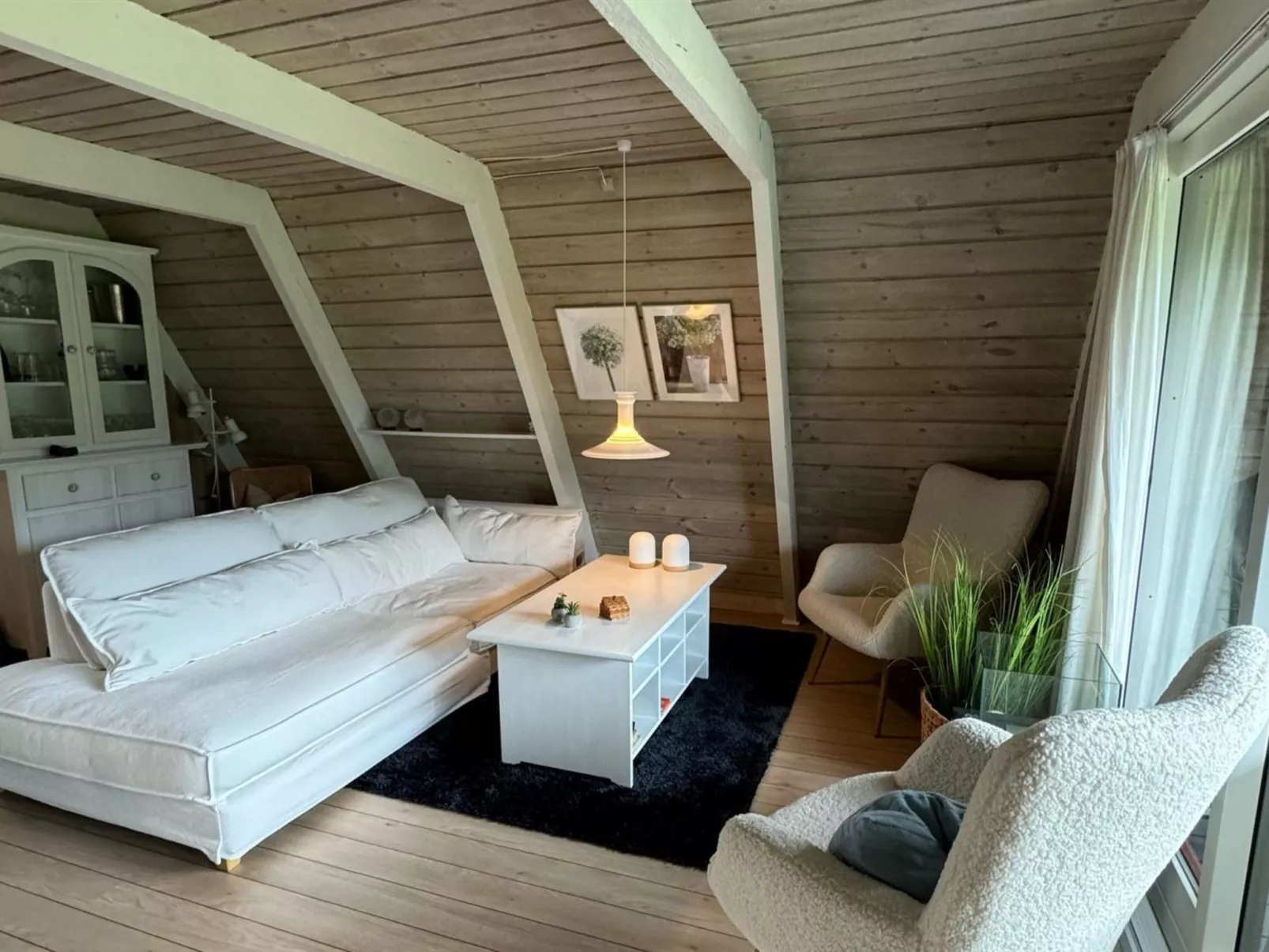 "Erly" - 18km to the fjord-Binnen