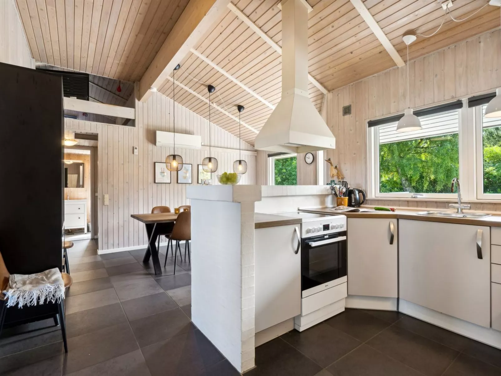 "Jorinde" - 1km from the sea-Binnen