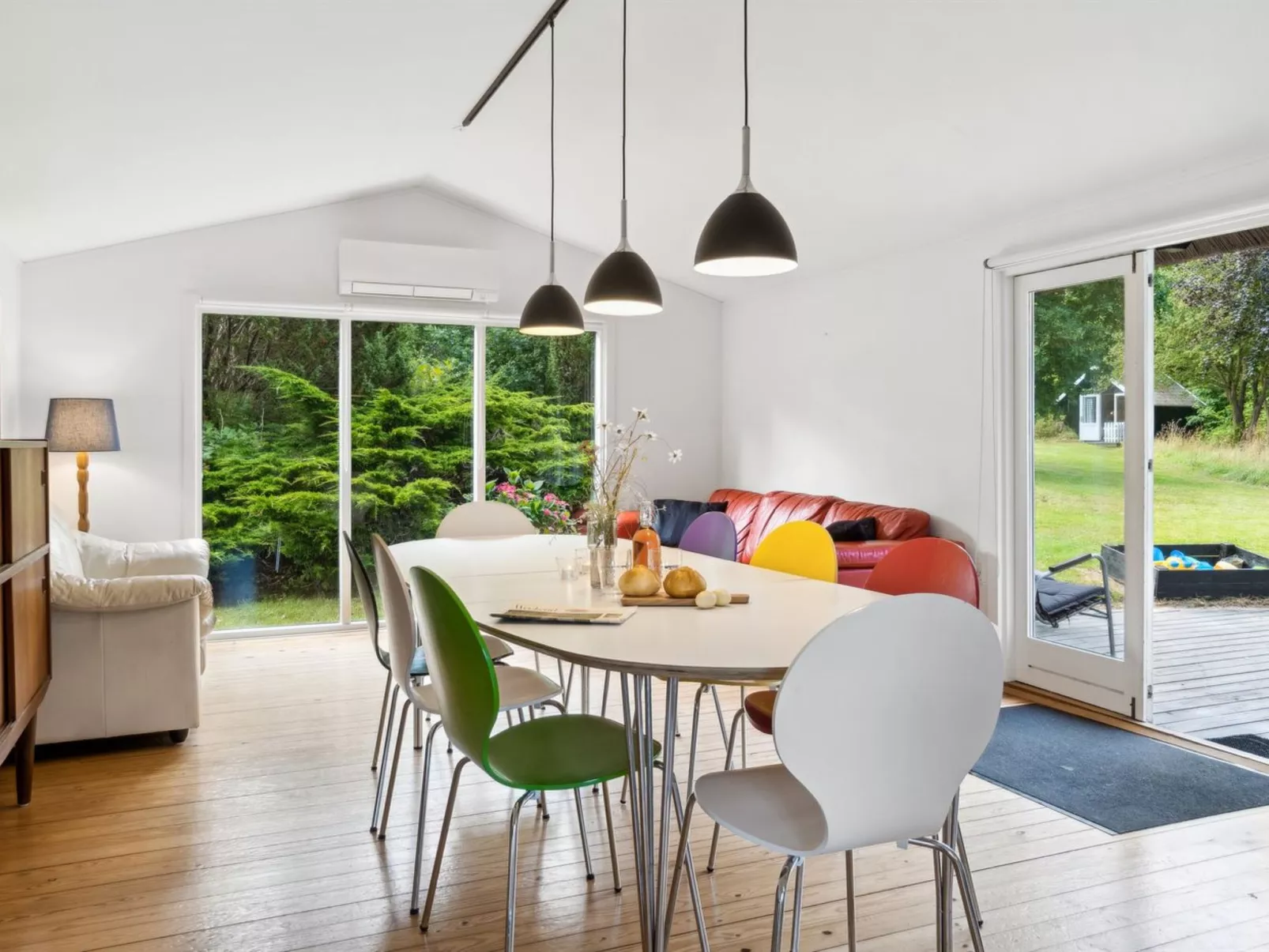 "Emeli" - 100m from the sea-Binnen