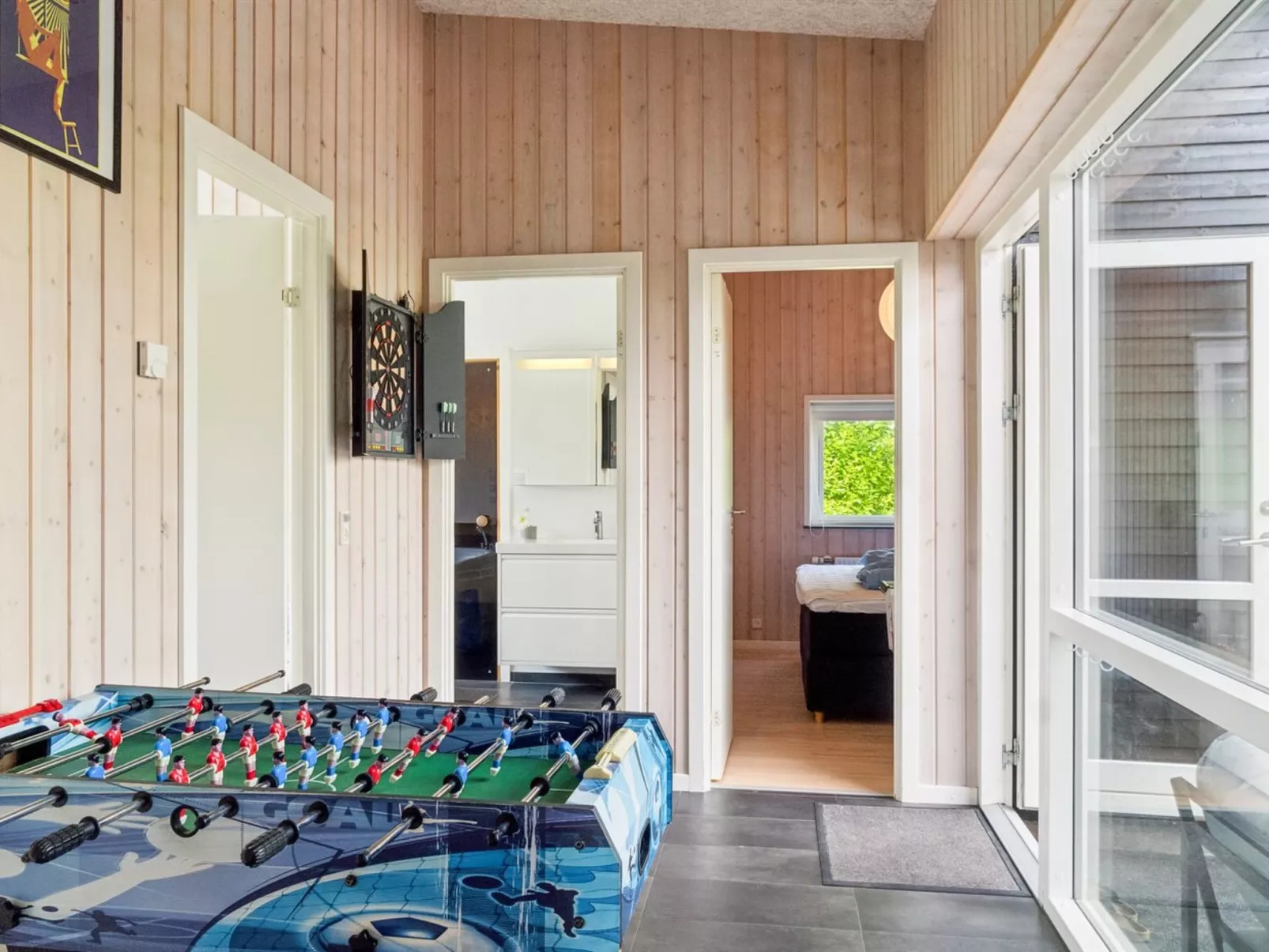 "Gloria" - 500m from the sea-Binnen