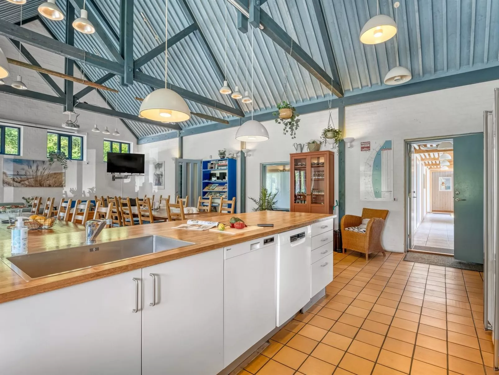 "Øthulf" - 200m from the sea-Binnen