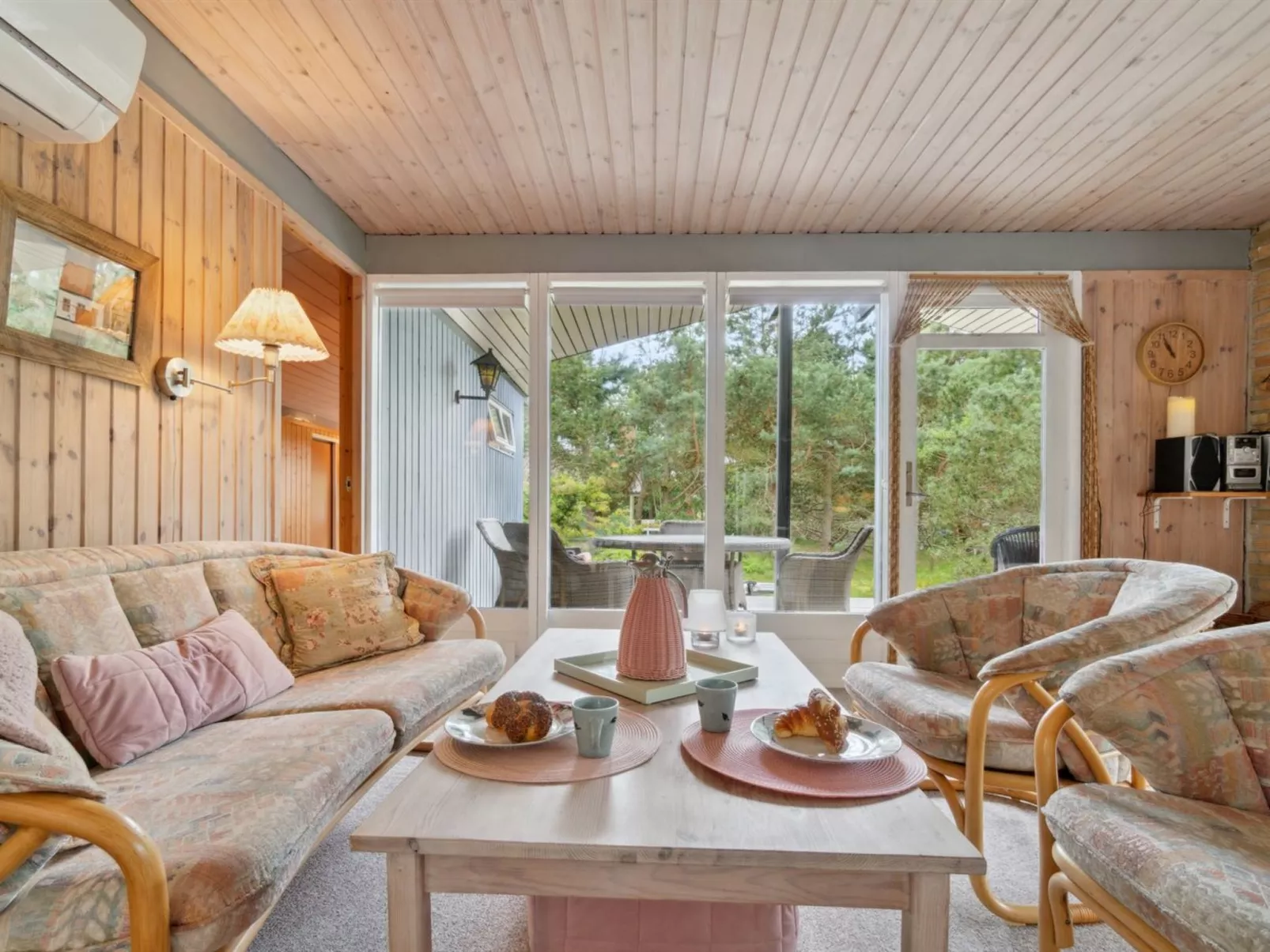 "Sunita" - 300m from the sea-Binnen