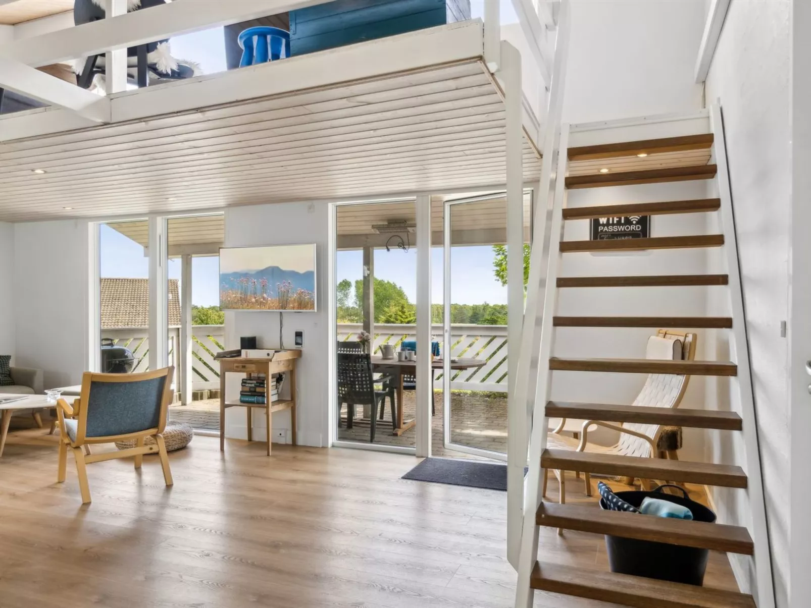 "Svenn" - 300m from the sea-Binnen