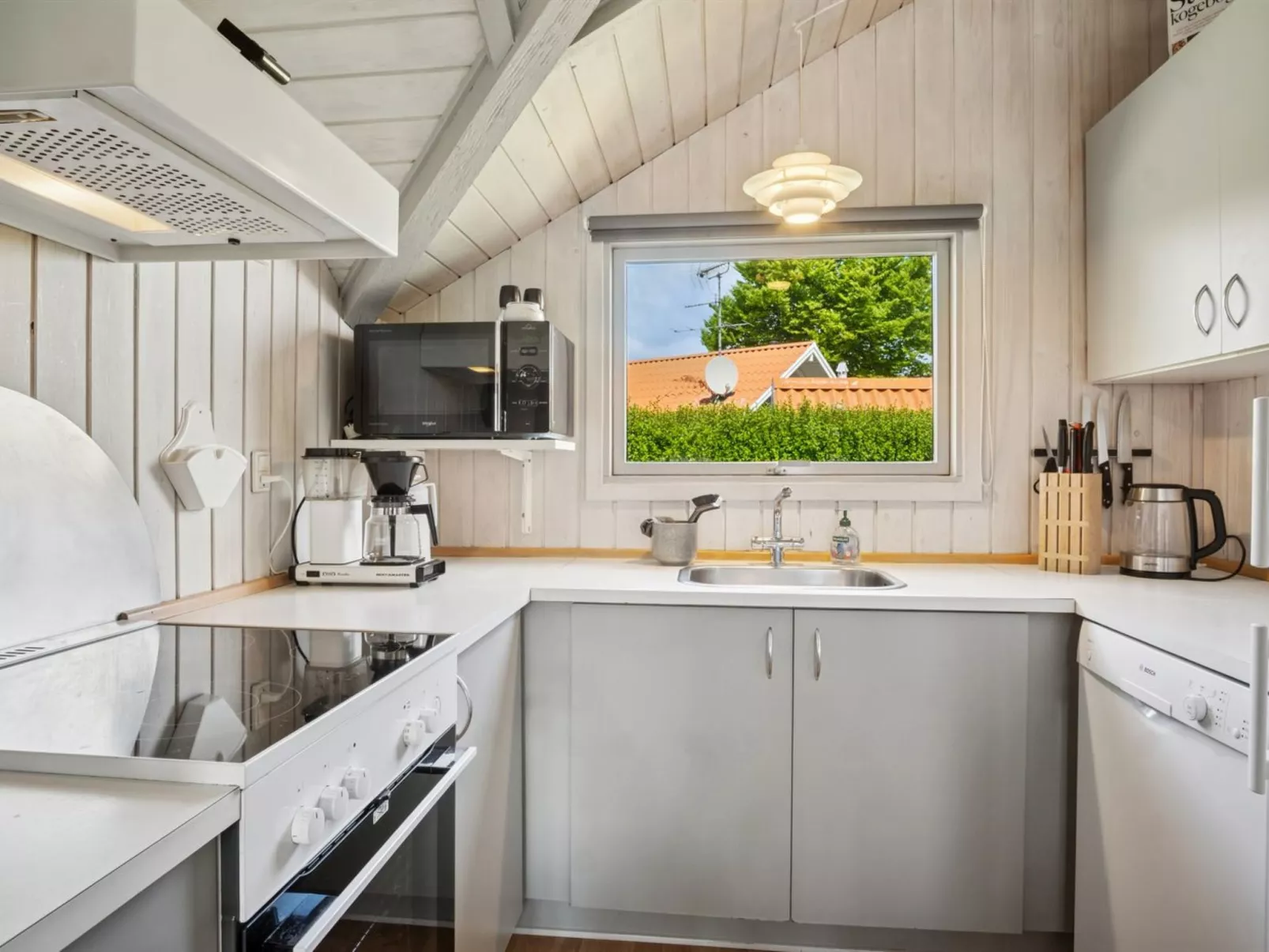 "Bessi" - 200m from the sea-Binnen