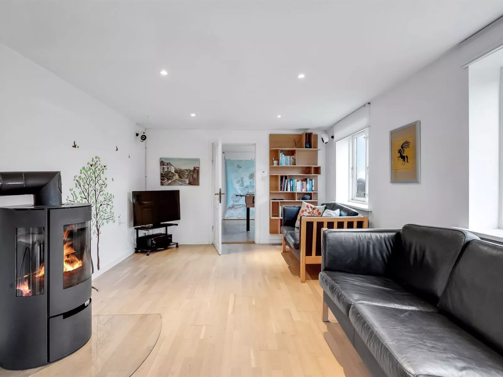 "Laurentia" - 200m from the sea-Binnen