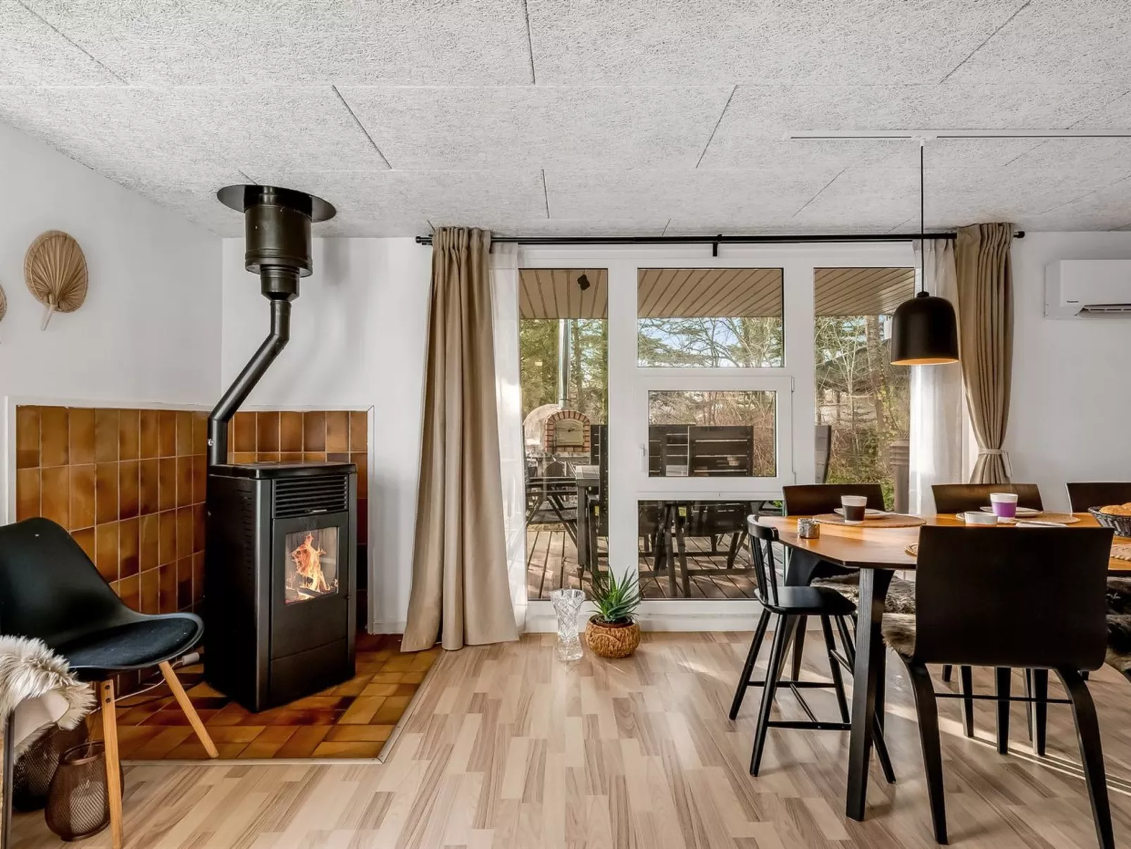 "Tiina" - 500m to the fjord-Binnen