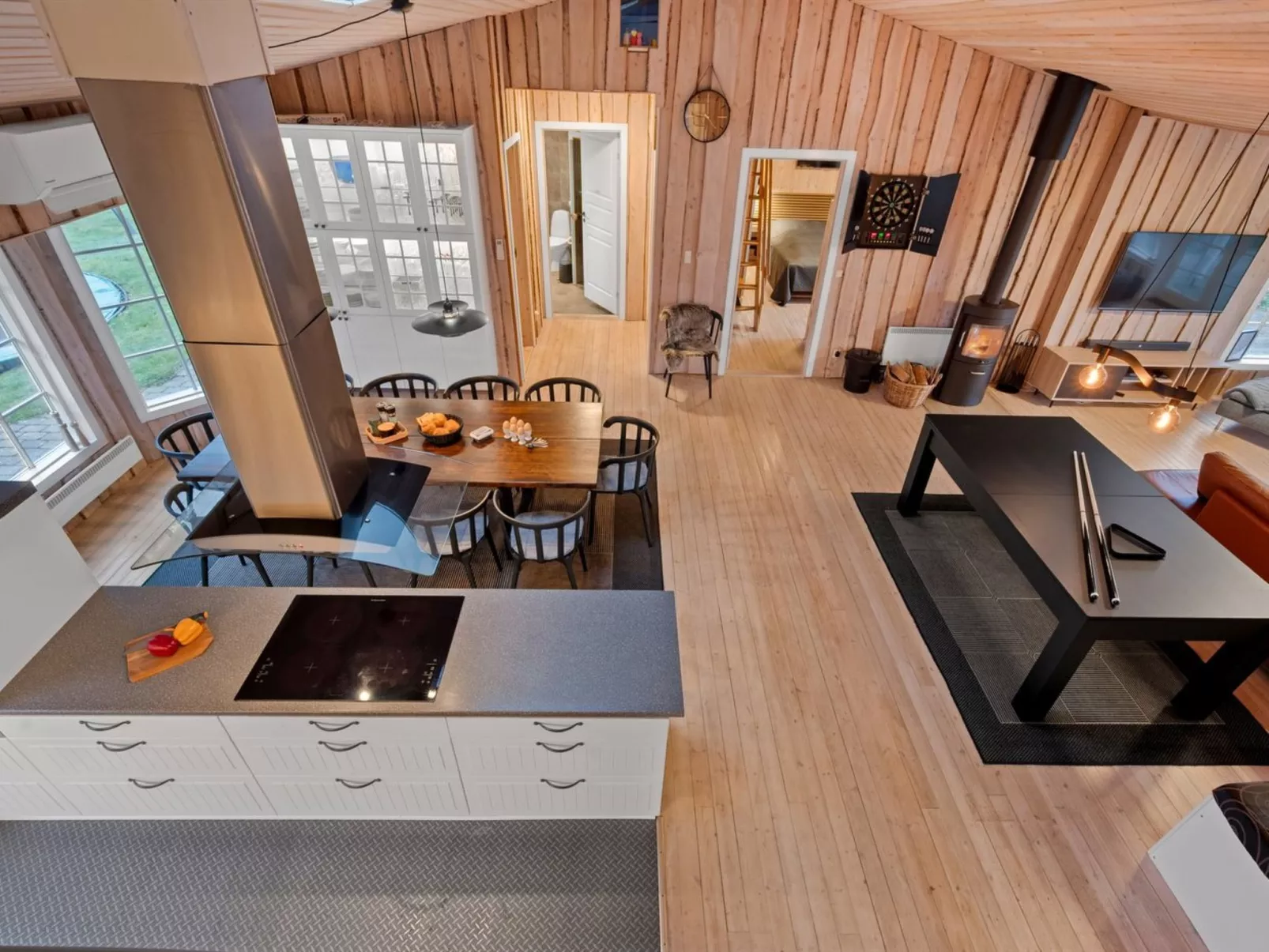 "Gunwald" - 1km to the fjord-Binnen