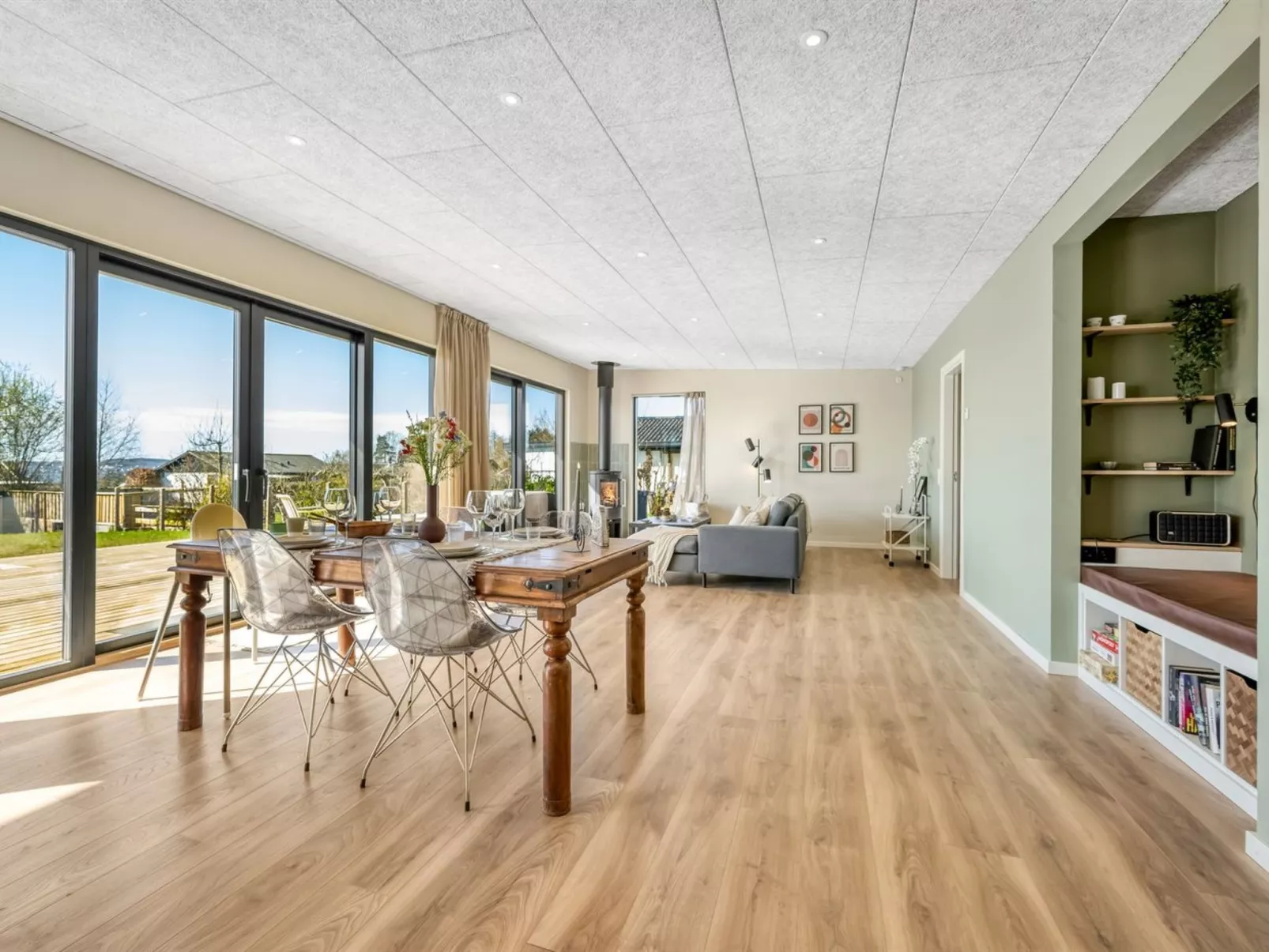 "Edvia" - 200m to the fjord-Binnen