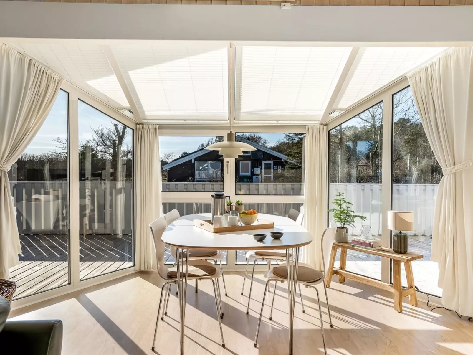 "Henri" - 1.2km from the sea-Binnen