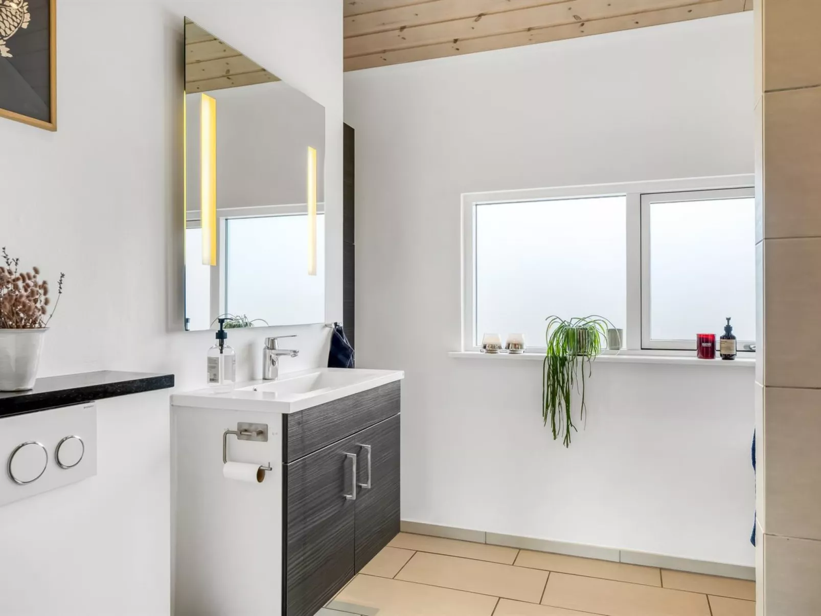 "Kato" -  from the sea-Binnen