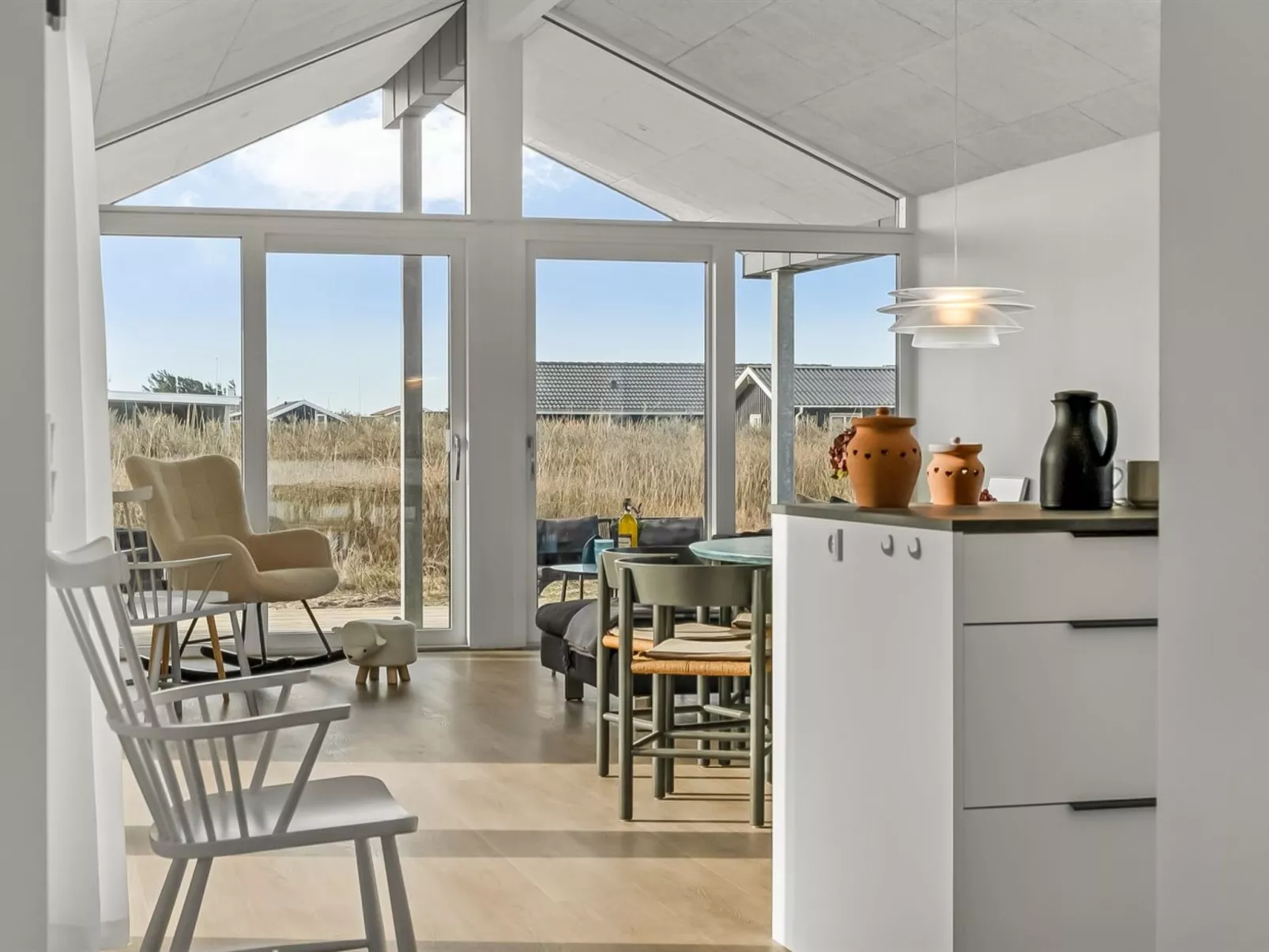 "Jouni" - 200m from the sea-Binnen