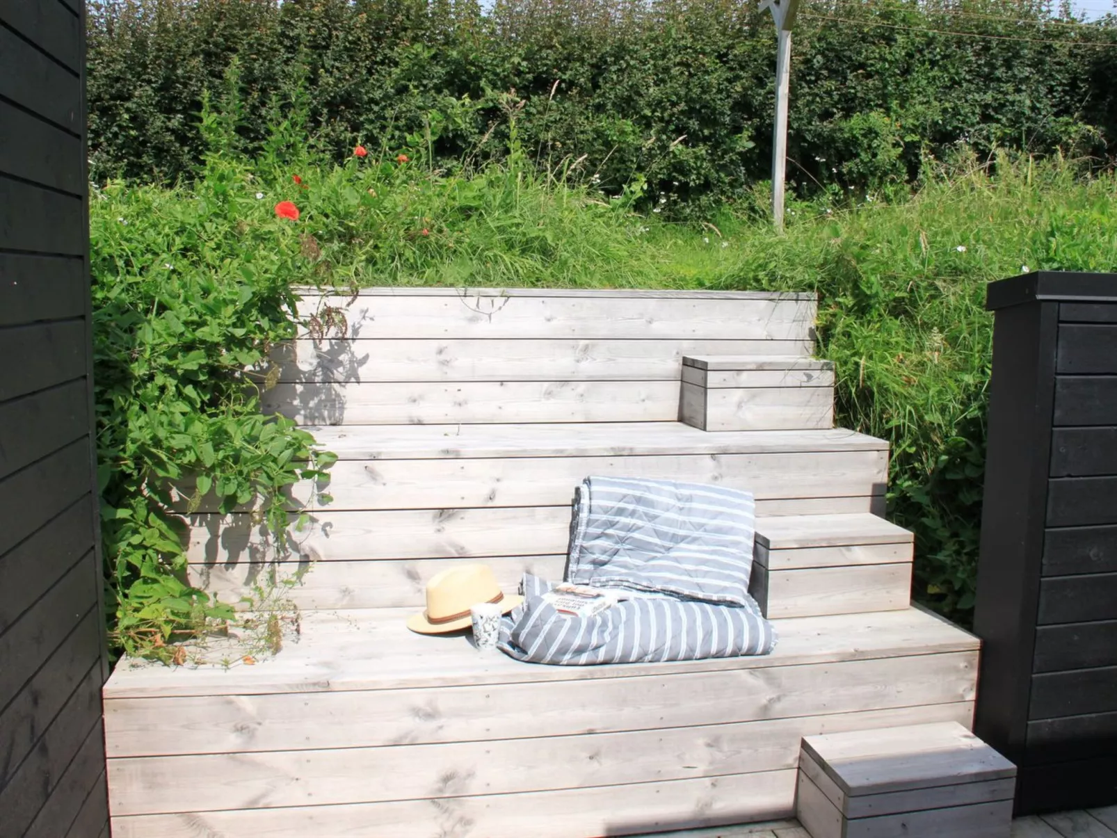 "Valia" - 20m from the sea-Buiten