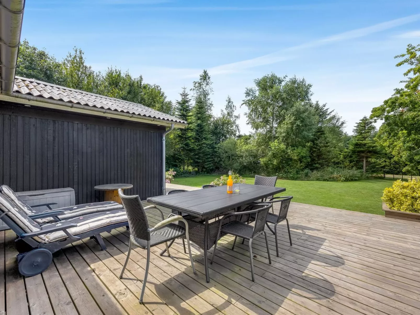 "Eine" -  from the sea-Buiten