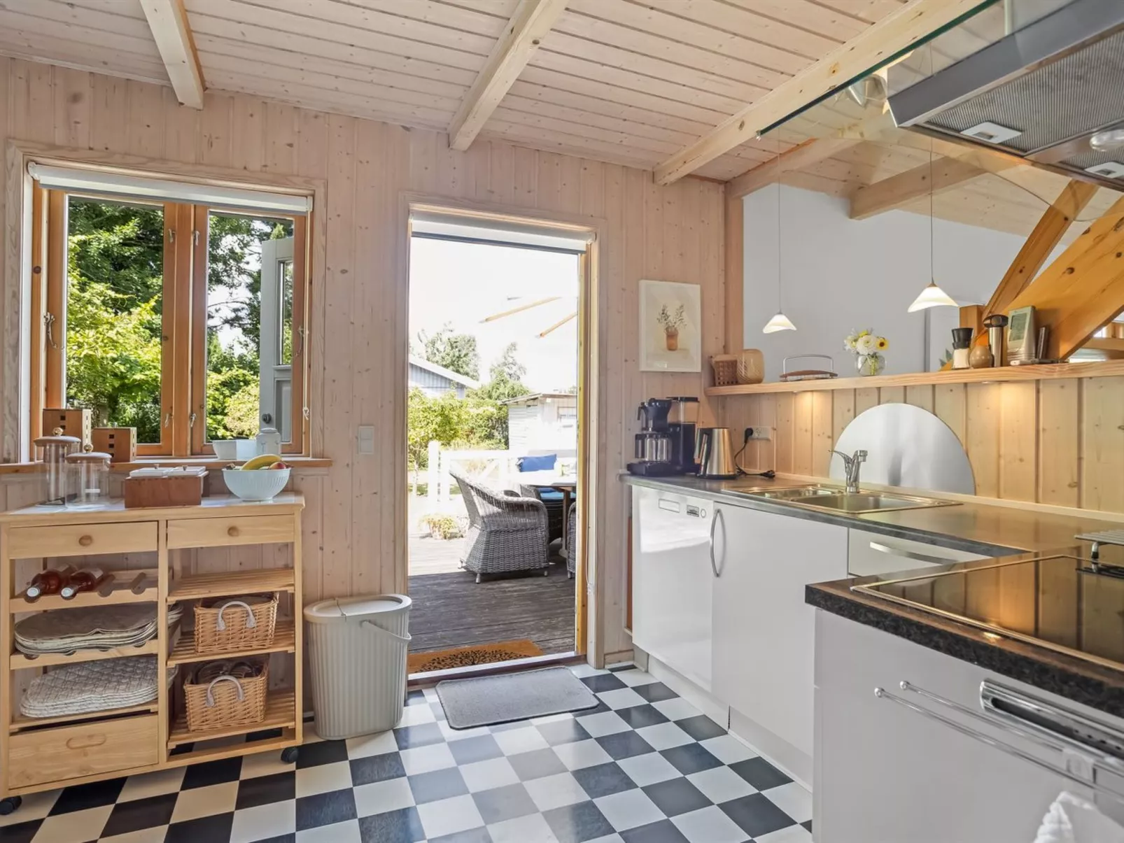 "Elviira" - 200m from the sea-Binnen