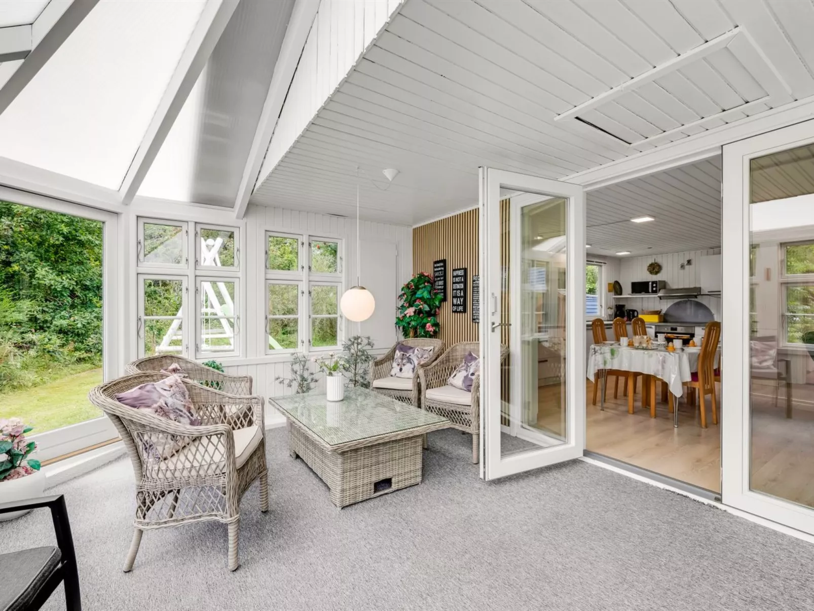 "Sami" - 600m to the fjord-Binnen