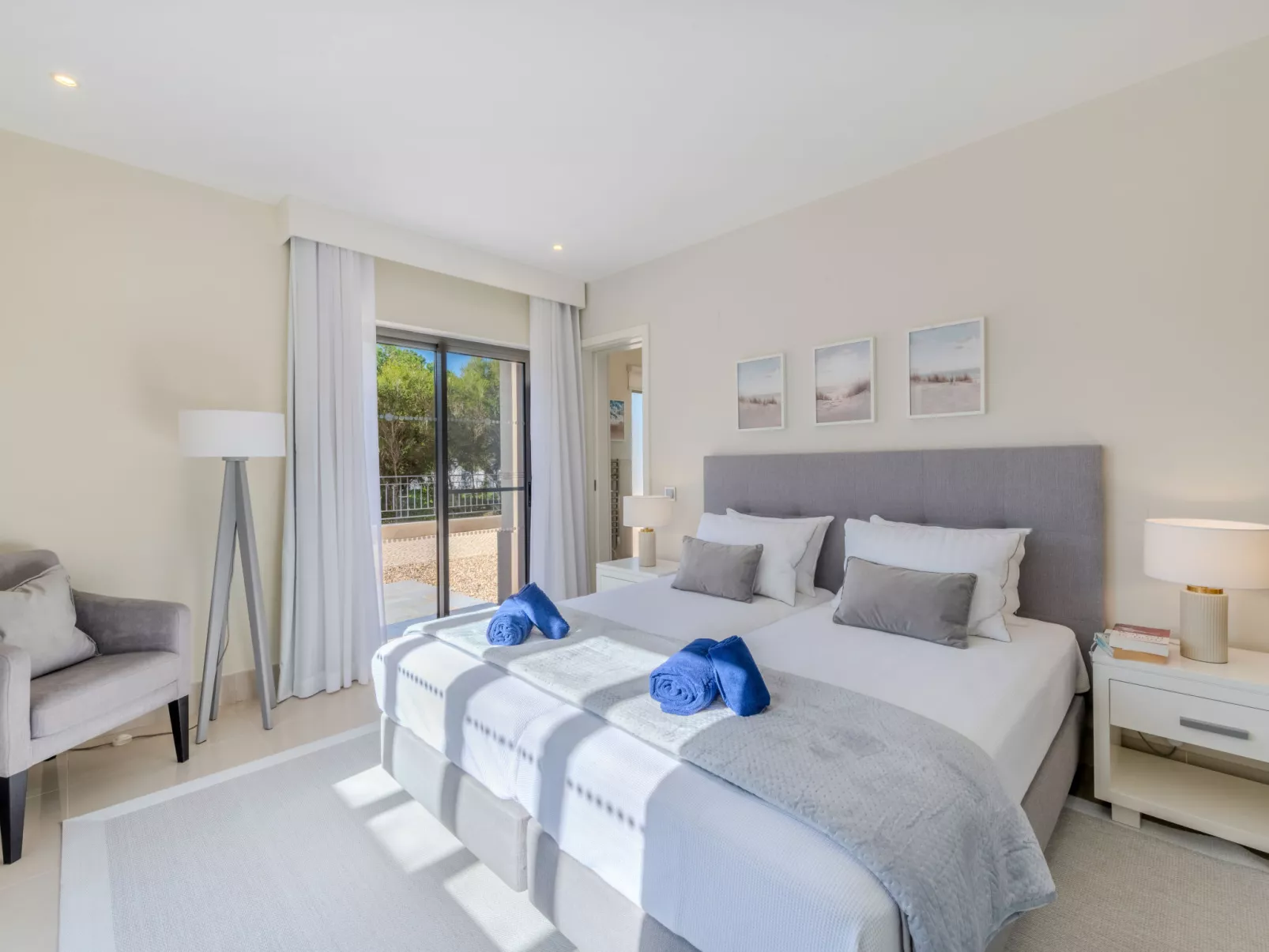 Pine Hills Diadema-Binnen