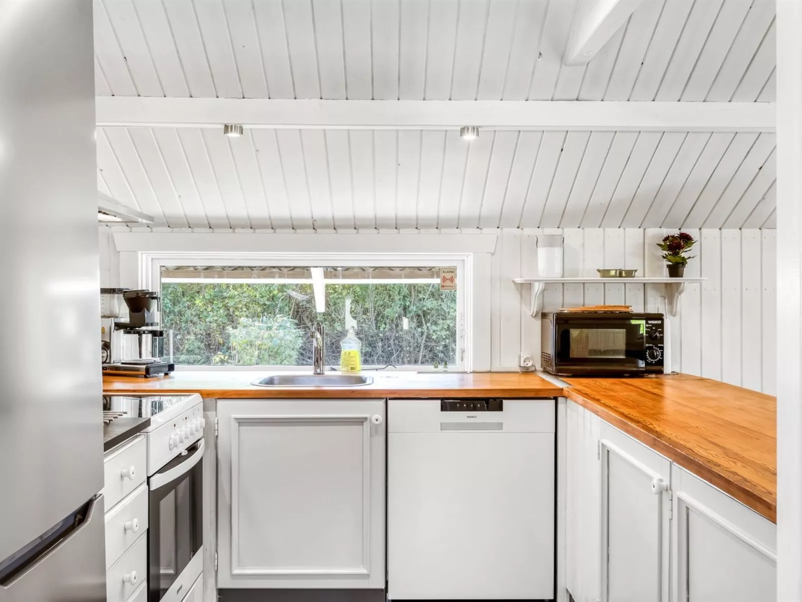 "Madita" - 30km from the sea-Binnen